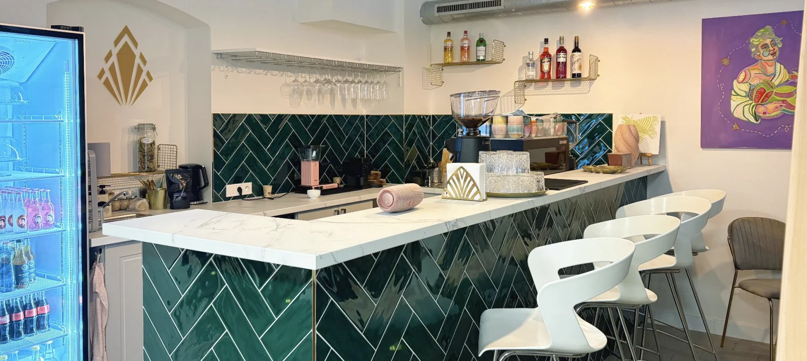 Otevřené vouchery do kavárny s ateliérem: cokoli z menu i nabídky kreativních kurzů