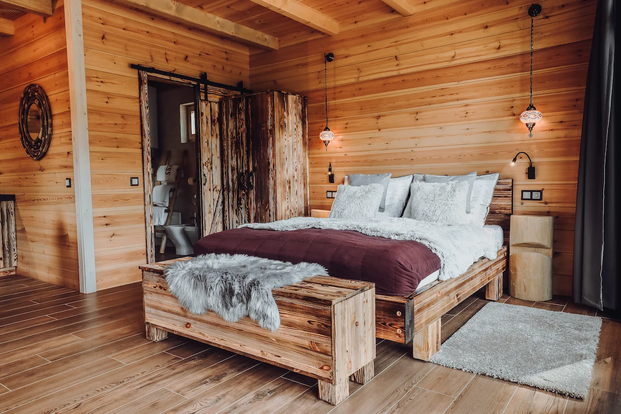 Pobyt v luxusním chaletu s vlastní vířivkou a sdílenou panoramatickou saunou: se snídaní či polopenzí