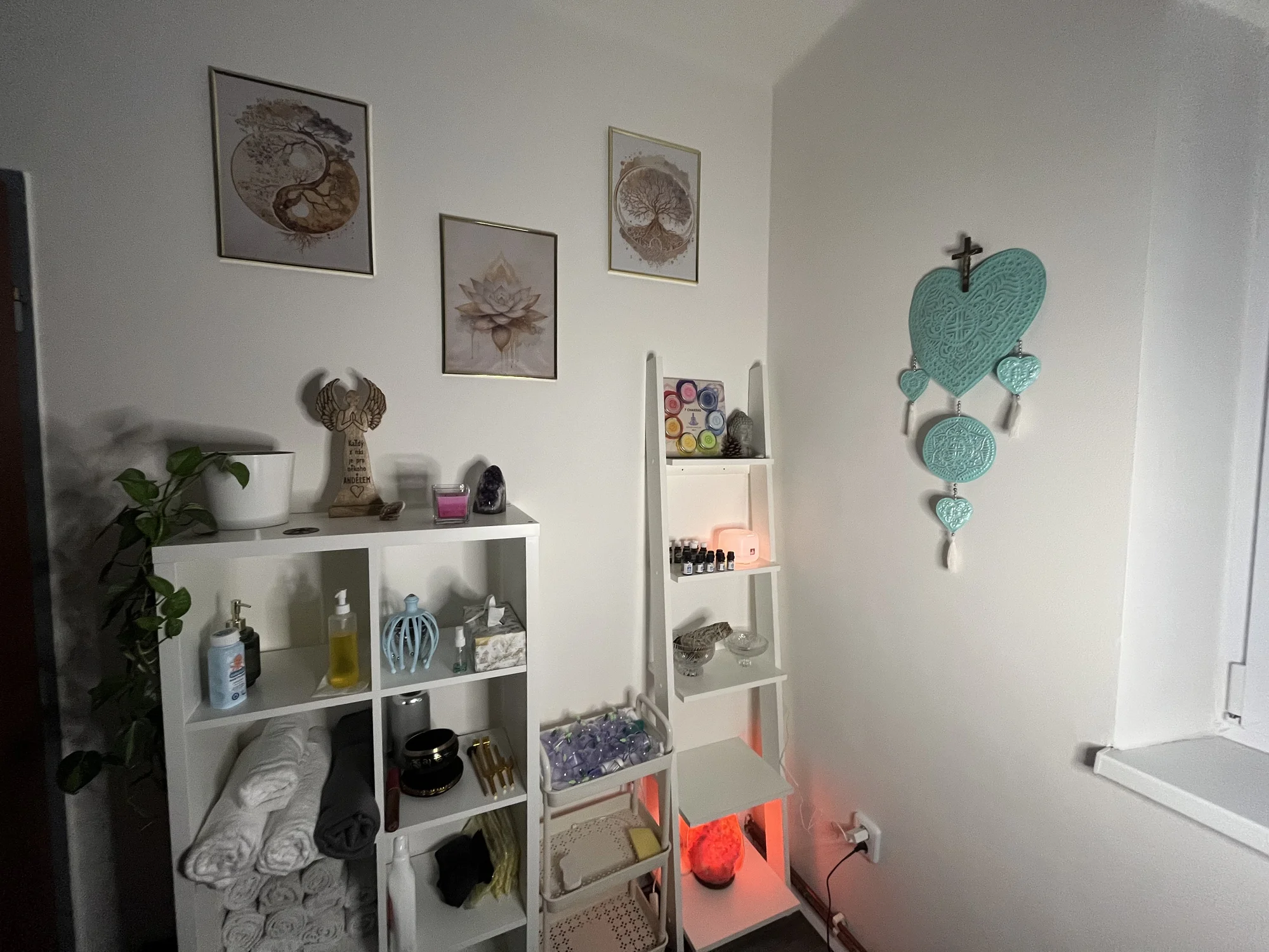 Hluboce relaxační rituály: terapie Access Bars®, motýlí masáž či Cesta do hloubi duše