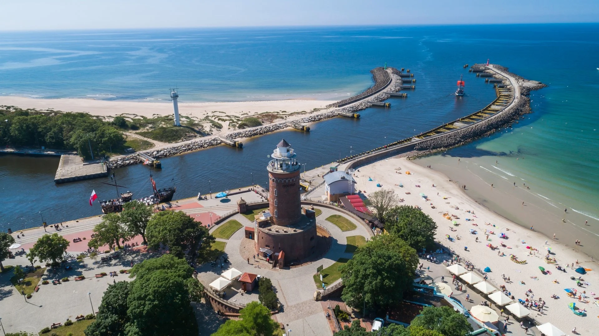 Dovolená v Kolobřehu: hotel kousek od pláže, snídaně i sleva na procedury