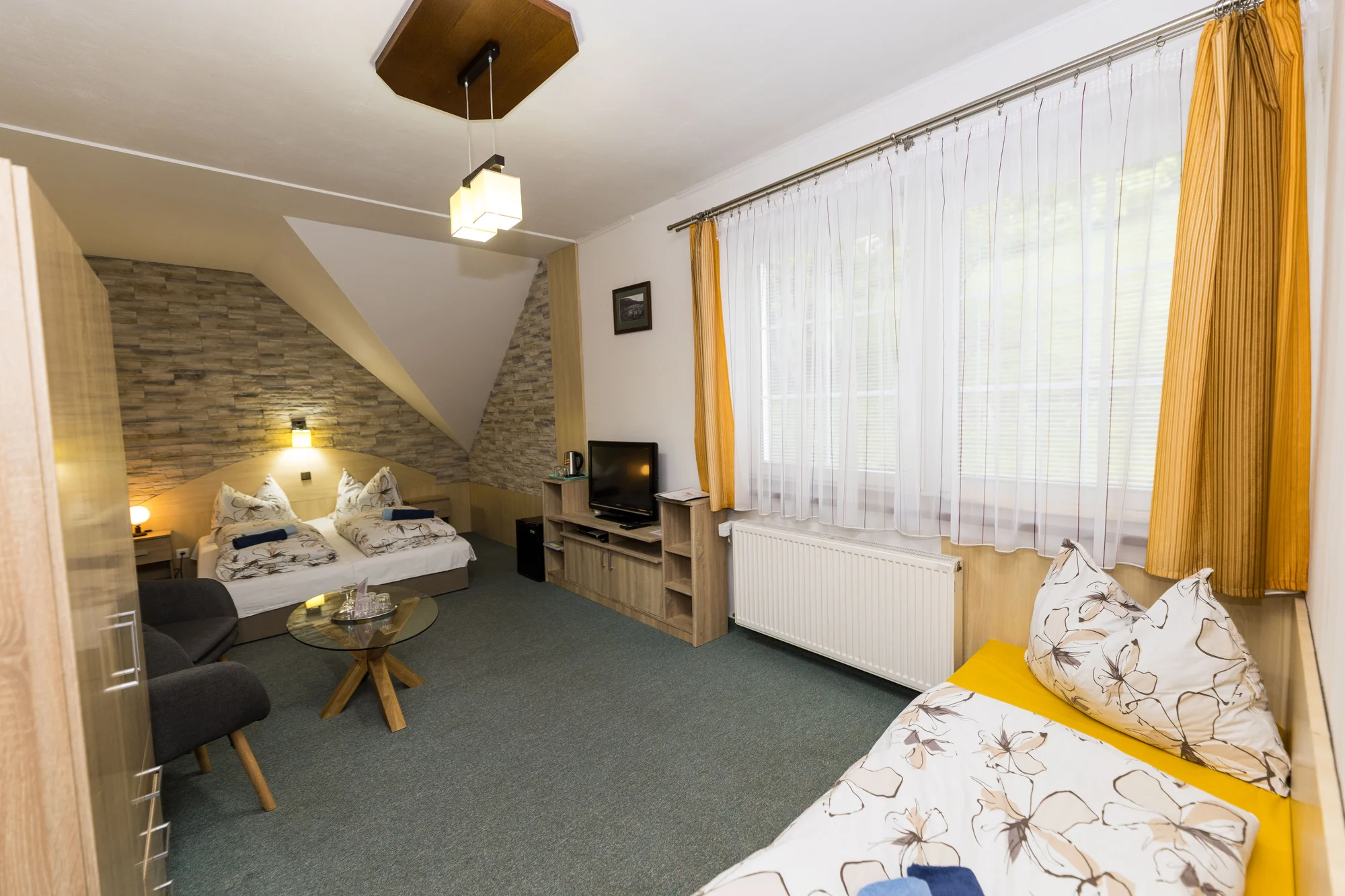Penzion ve Špindlerově Mlýně se snídaní a výhledem na hory