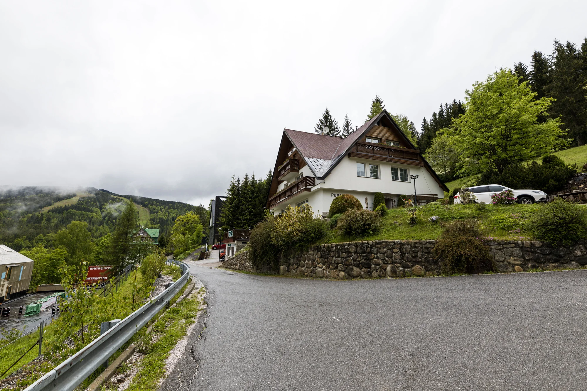Penzion ve Špindlerově Mlýně se snídaní a výhledem na hory