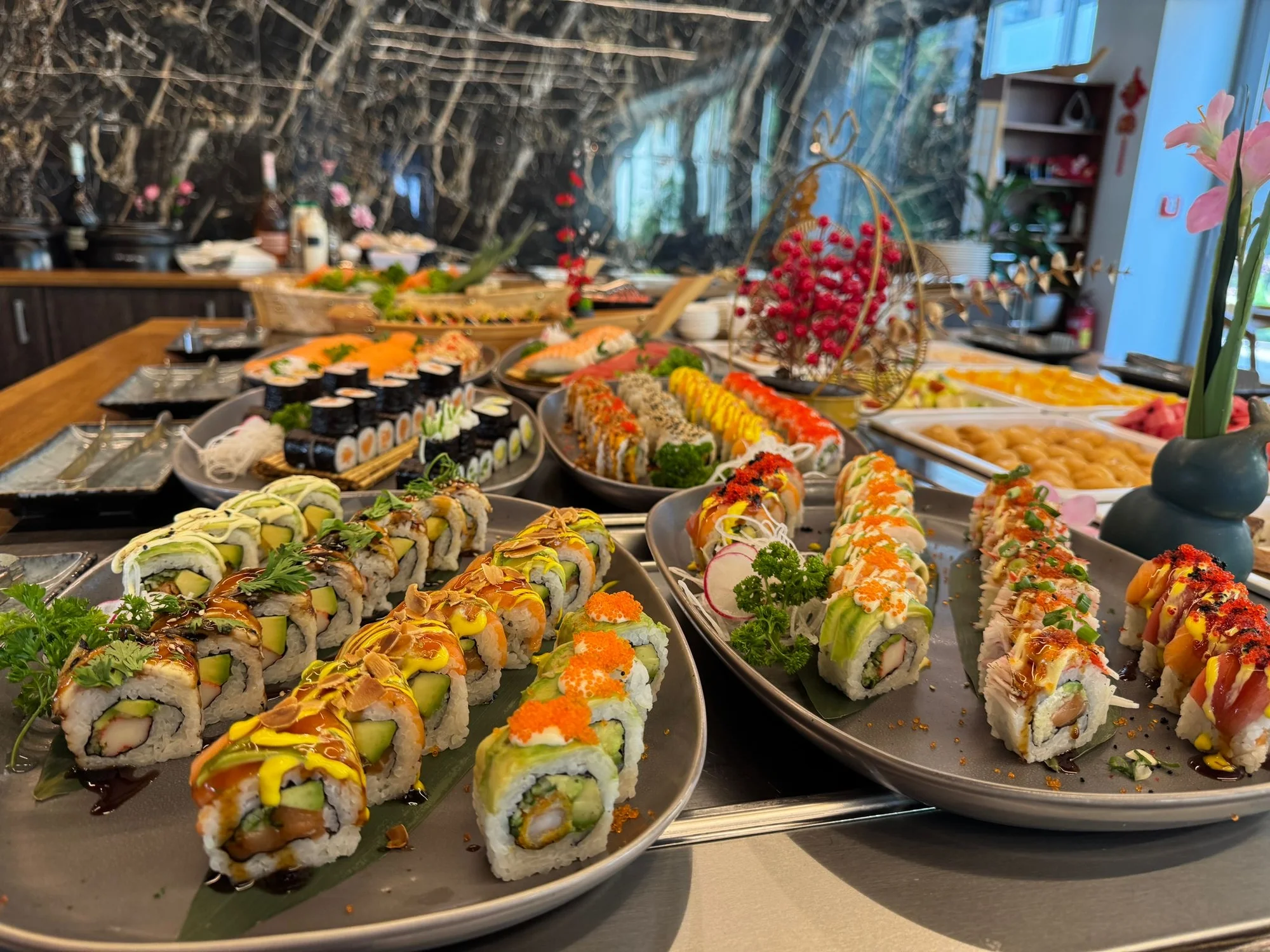 All you can eat bufet v Karlíně: asijská kuchyně, sushi, saláty a další dobroty