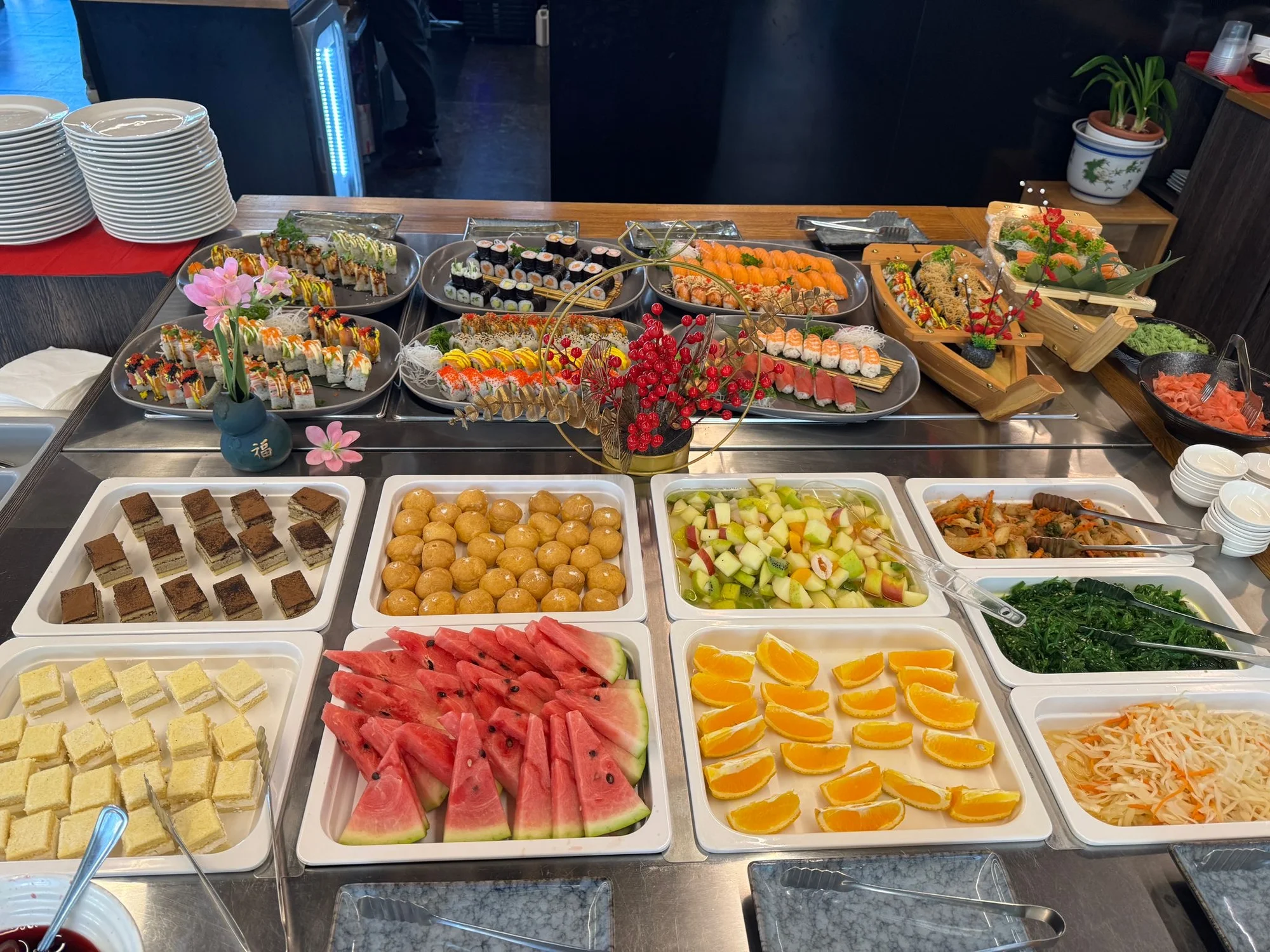 All you can eat bufet v Karlíně: asijská kuchyně, sushi, saláty a další dobroty