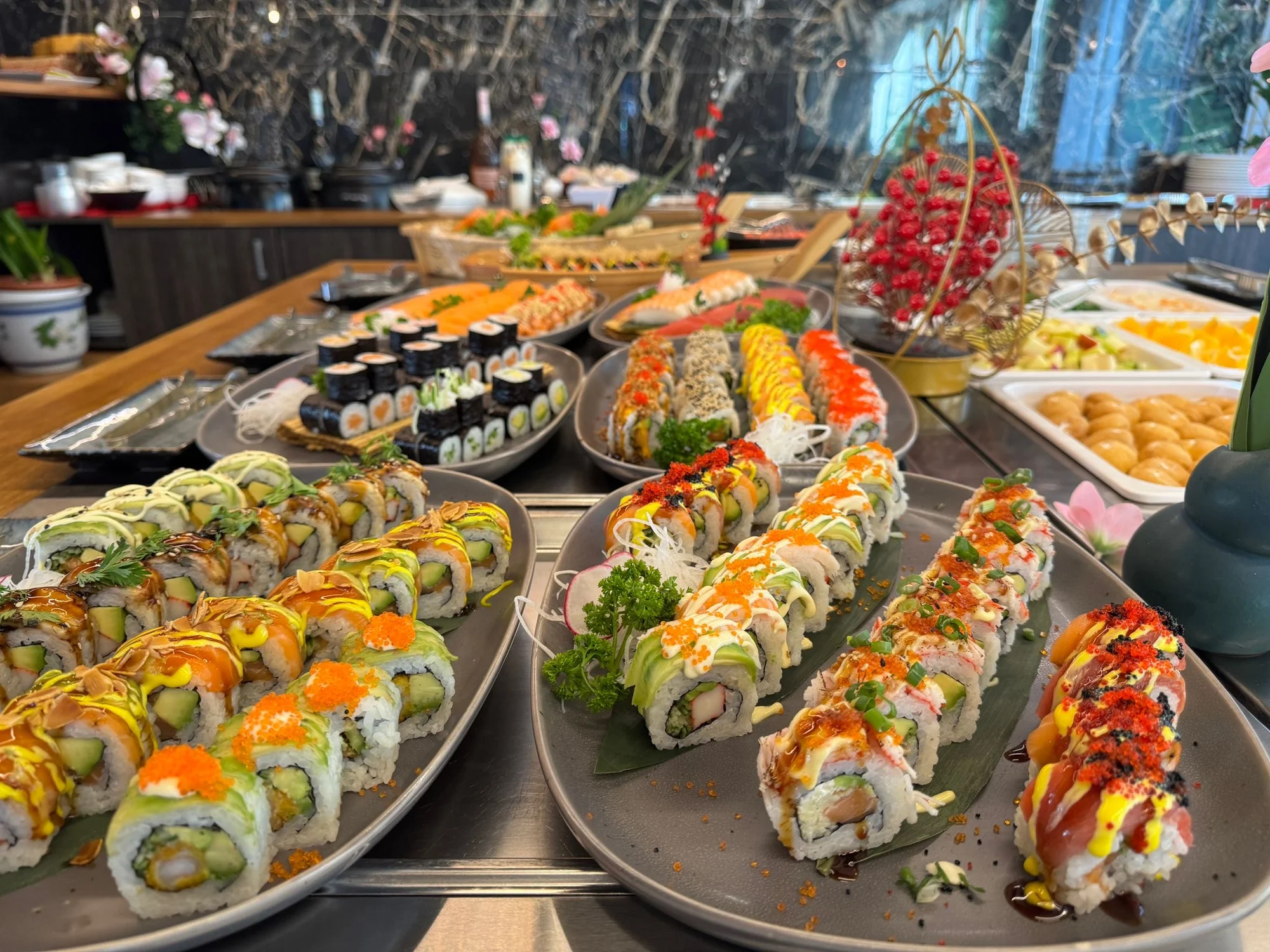 All you can eat bufet v Karlíně: asijská kuchyně, sushi, saláty a další dobroty