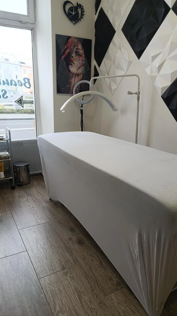 Masáž obličeje: klasická, plastická, miofascinální i sochařská, 60–⁠⁠⁠⁠⁠⁠120 minut