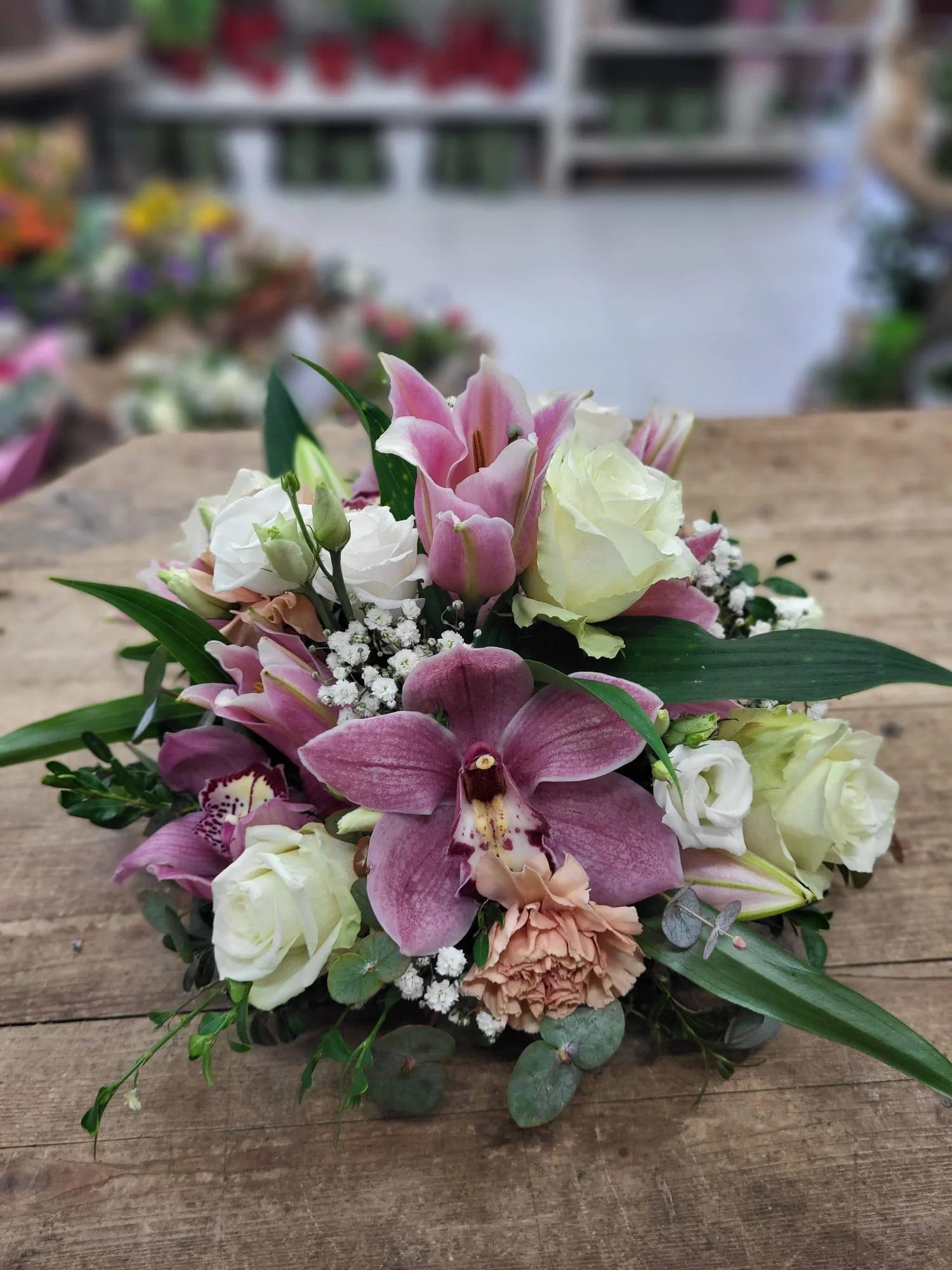 Vázání i vypichování kytic či kurz Na den floristkou vč. pomůcek a materiálů