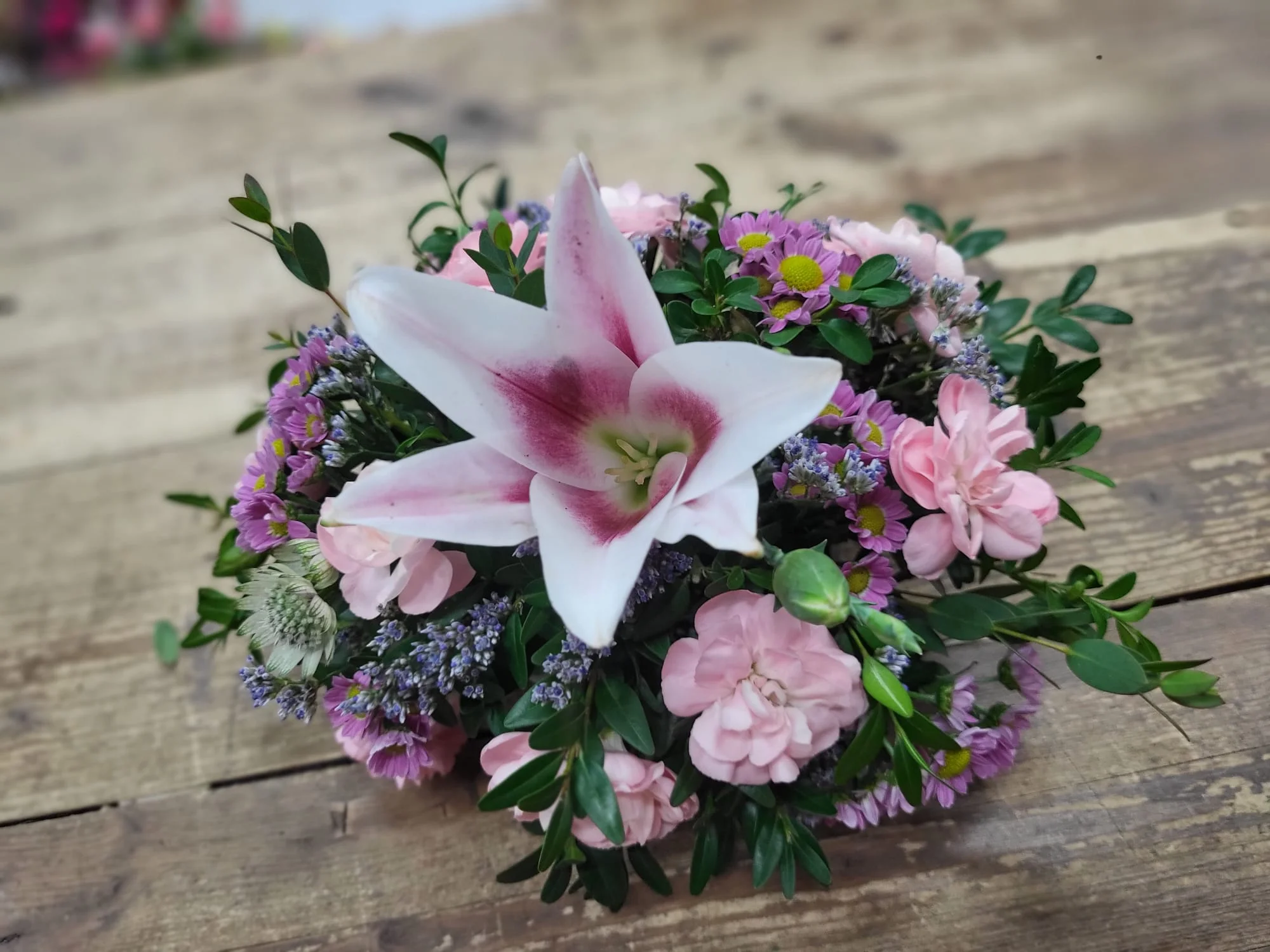 Vázání i vypichování kytic či kurz Na den floristkou vč. pomůcek a materiálů