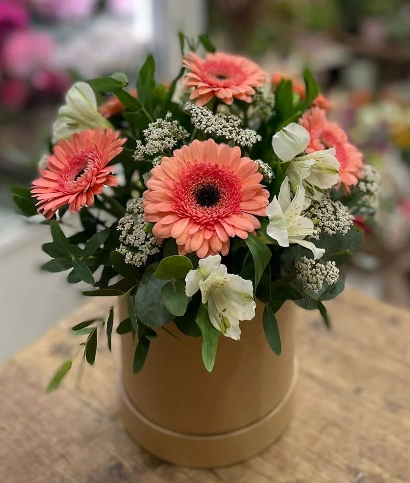 Vázání i vypichování kytic či kurz Na den floristkou vč. pomůcek a materiálů