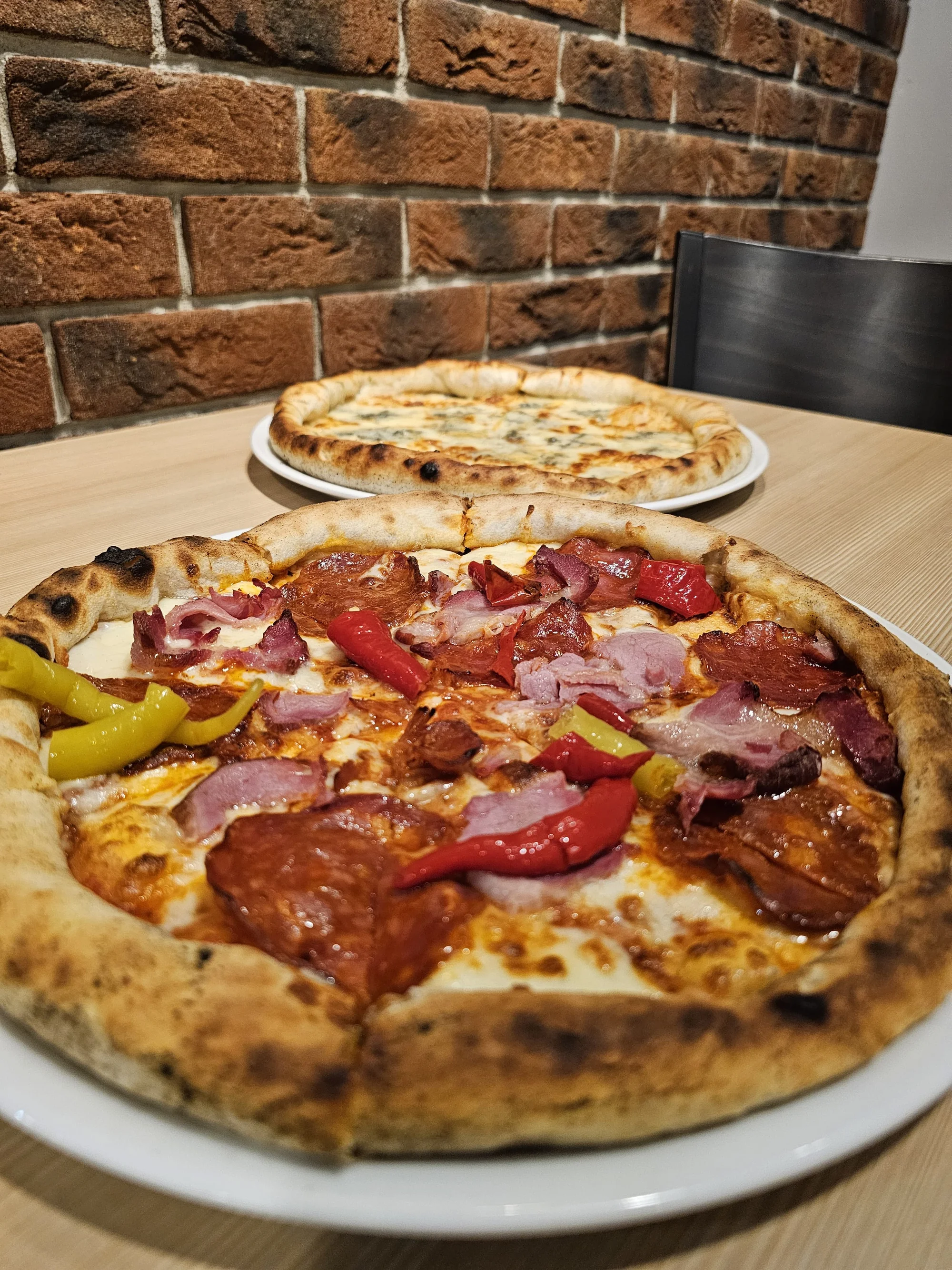 Řádění na motokárách pro děti i dospělé: až 3 jízdy i pizza dle výběru