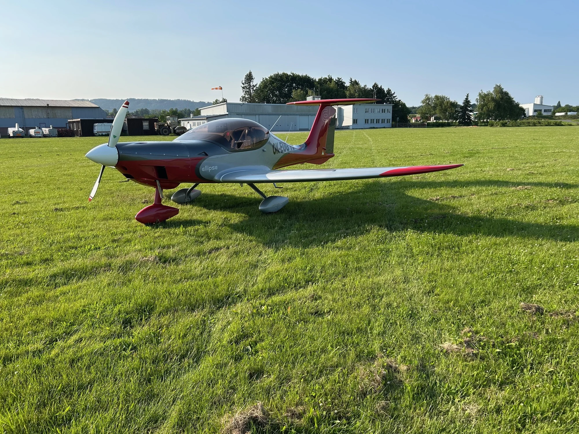 Seznamovací let v Ellipse spirit RG: 15, 30 nebo 60 minut ve vzduchu i možnost řízení