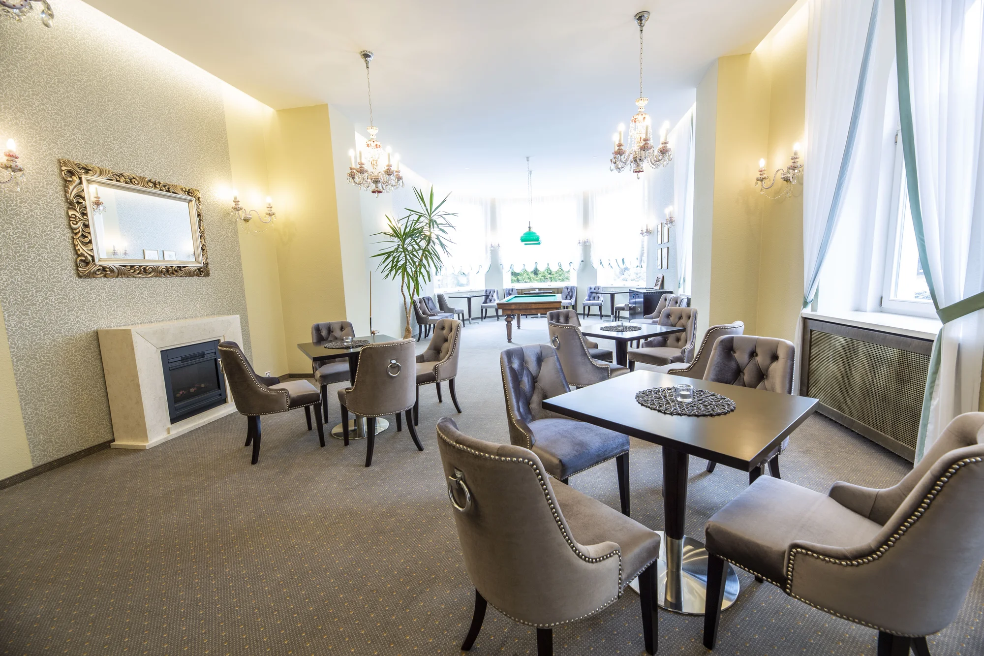 Pobyt ve 4* hotelu v Mariánských Lázních: jídlo, vyhřívaný bazén i wellness procedury