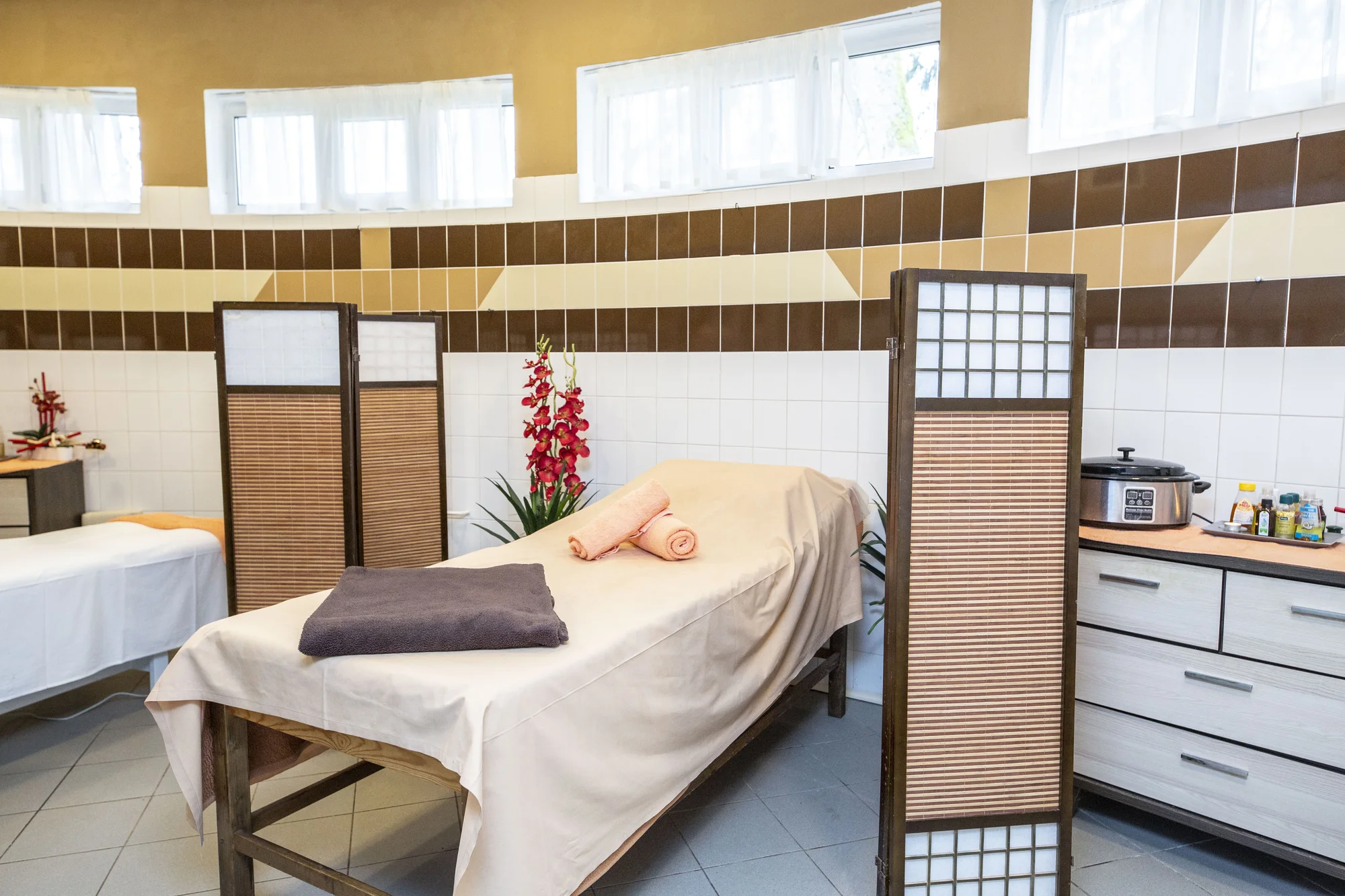 Pobyt ve 4* hotelu v Mariánských Lázních: jídlo, vyhřívaný bazén i wellness procedury
