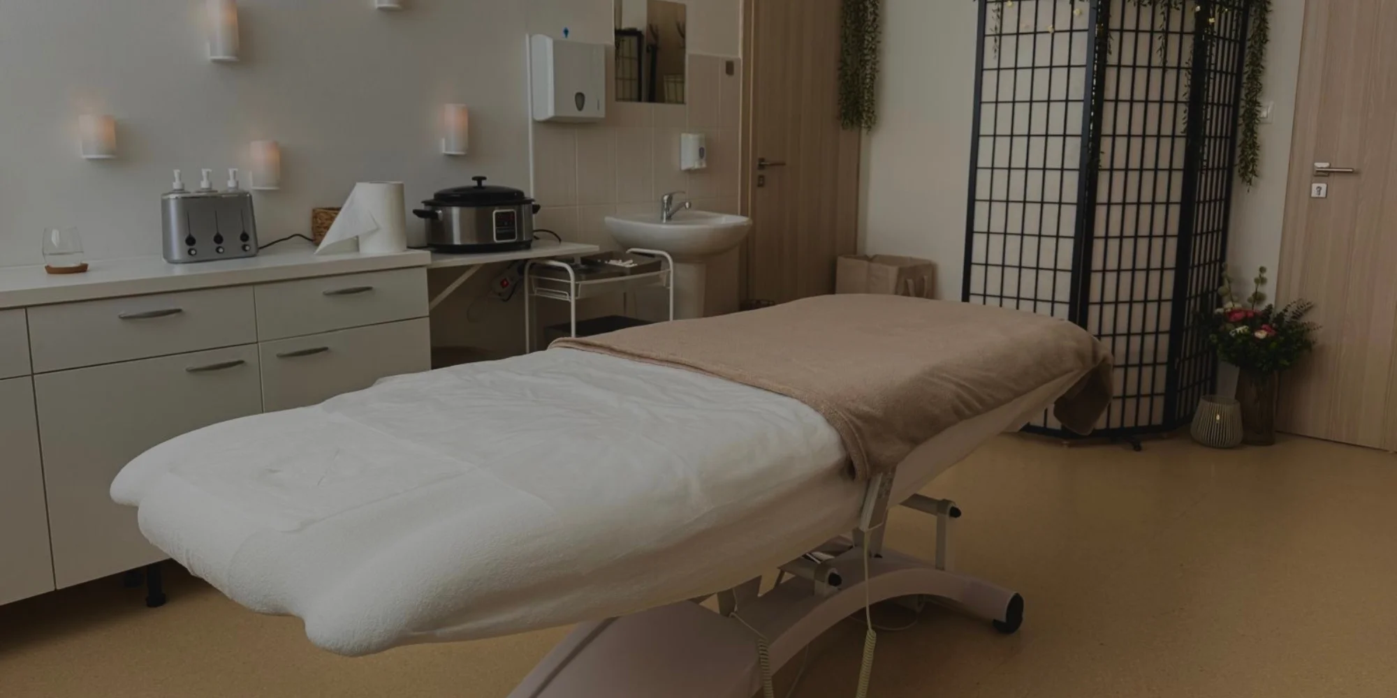 Masáž dle výběru: Breussova, relaxační, baňkování, myofasciální i rekondiční