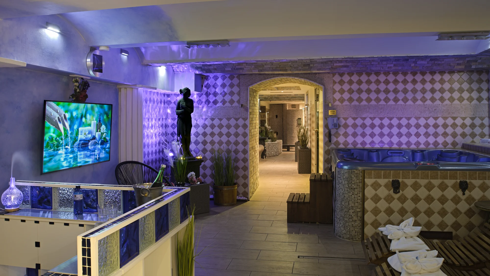 4* pobyt v Chomutově: balíčky se snídaní, privátním wellness i vířivkou na pokoji