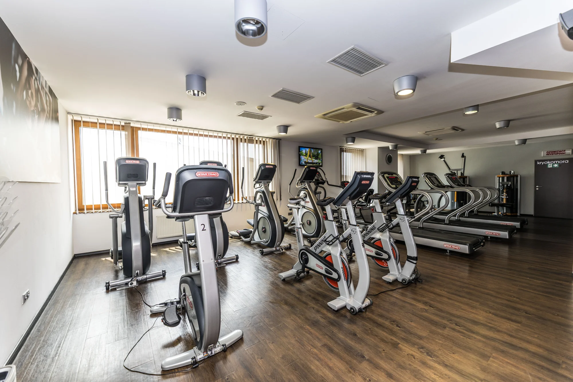 Luxusní pobyt v Hluboké nad Vltavou: 5* hotel u zámku s wellness a jídlem