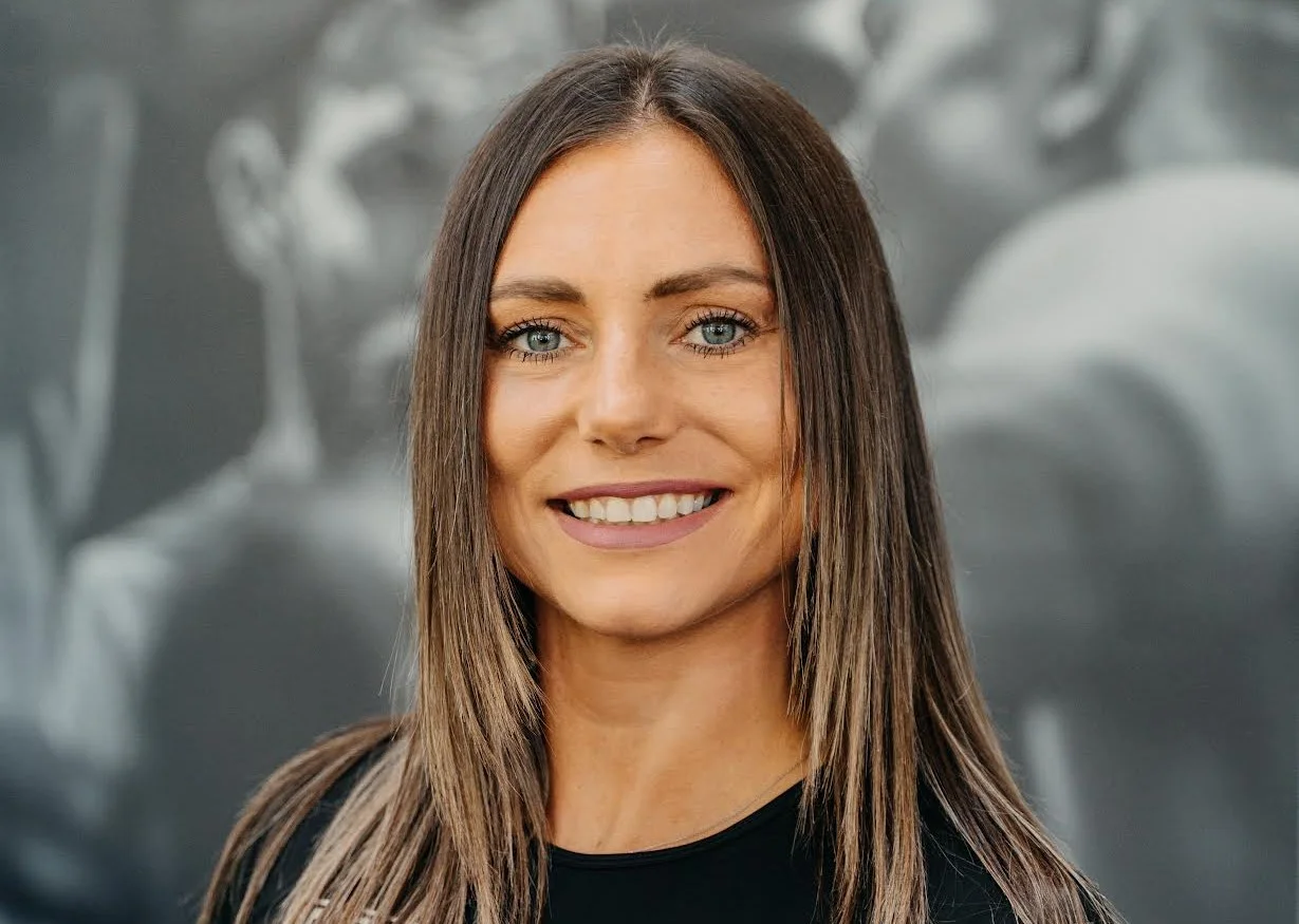 Online coaching i tréninkový plán 4v1 na doma či do fitka od zkušené fitness trenérky