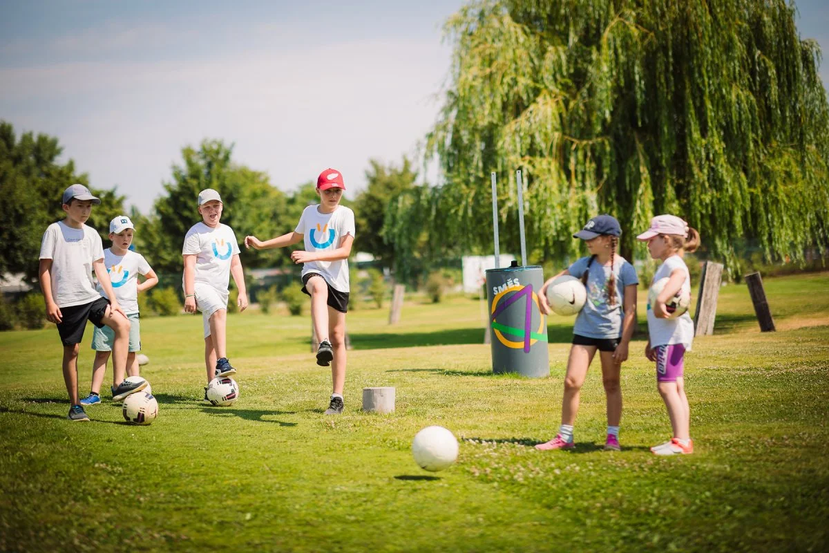 Vstupné na 18jamkový fotbalgolf v areálu Kšírovka pro 2 dospělé