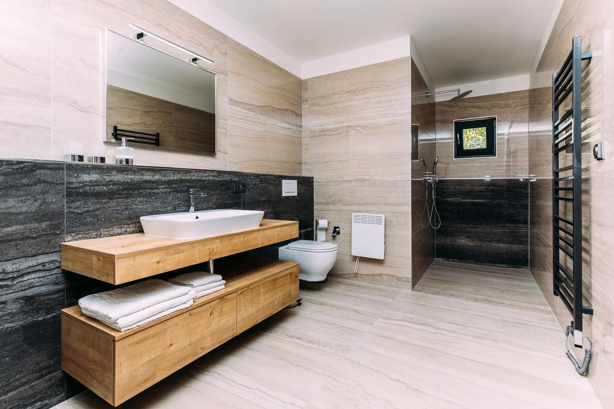 Dovolená v Železných horách: vila nebo chatka, venkovní bazén a wellness, varianty se snídaní