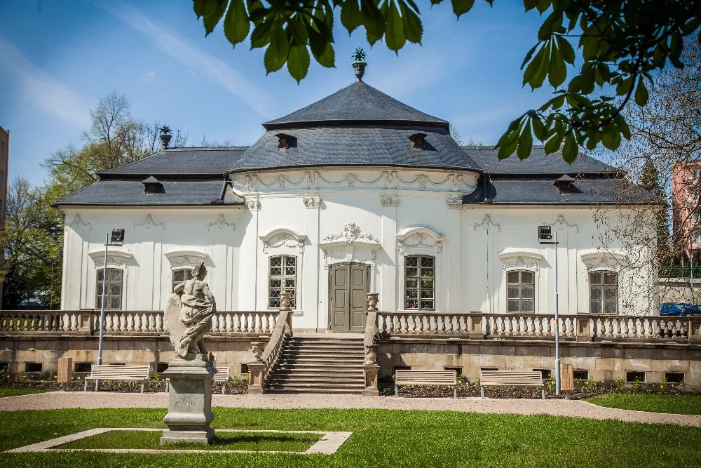 Vstupenky na výstavu Honba za přízraky v Letohrádku Mitrovských