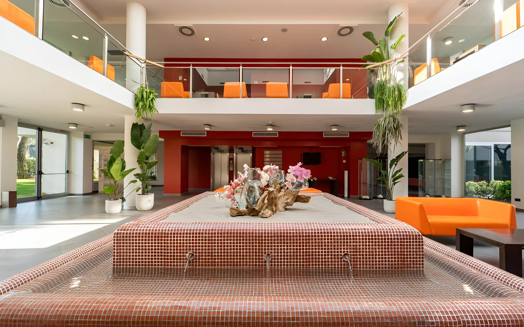 Dovolená v Itálii: hotel přímo u pláže, polopenze i venkovní bazén