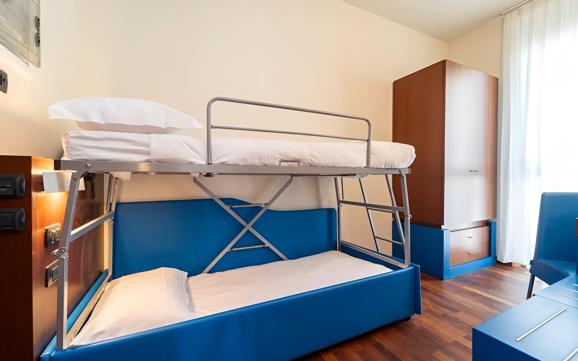 Dovolená v Itálii: hotel přímo u pláže, polopenze i venkovní bazén