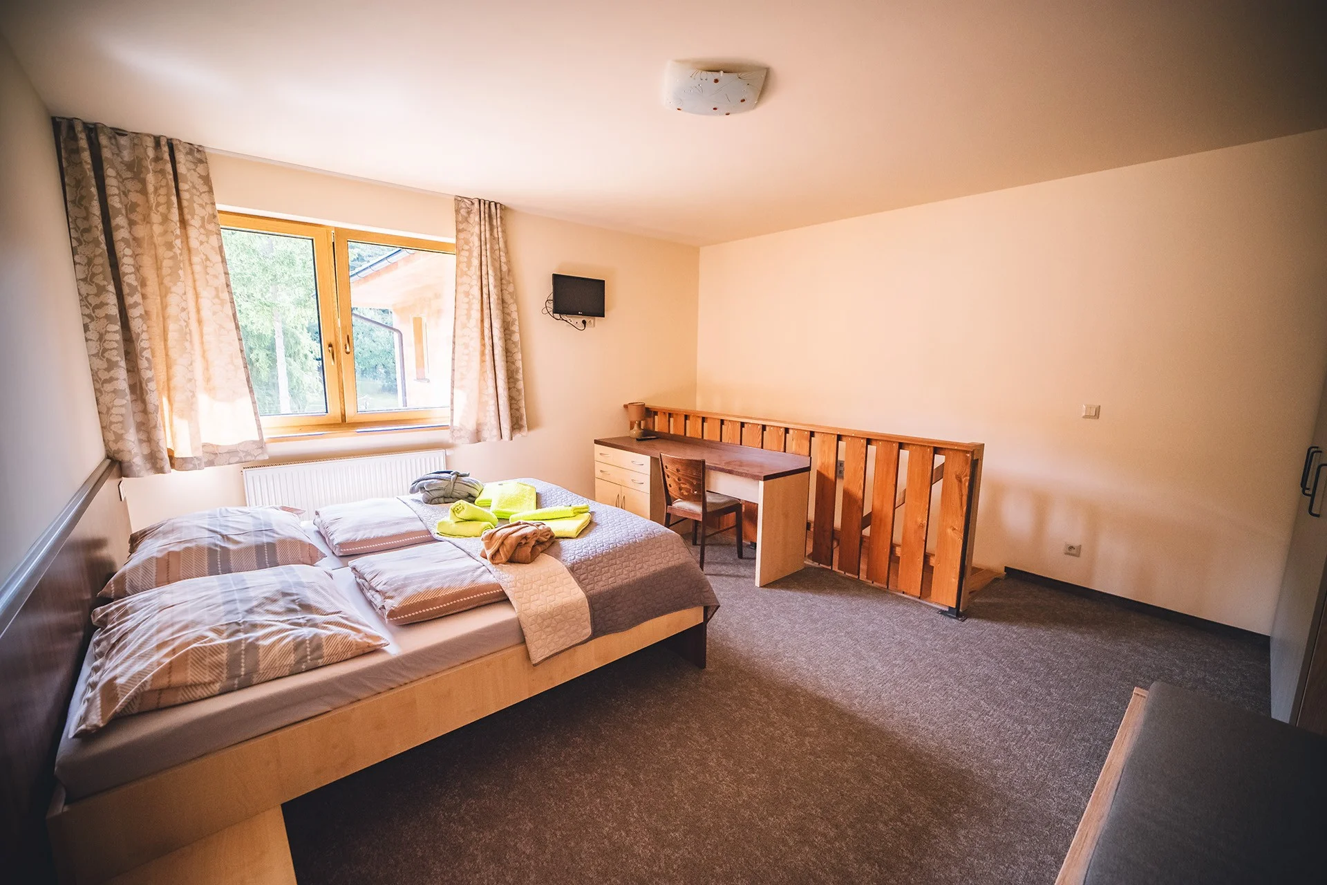 Krásy Javorníku: pokoj či apartmán, polopenze, bazén, wellness i další aktivity