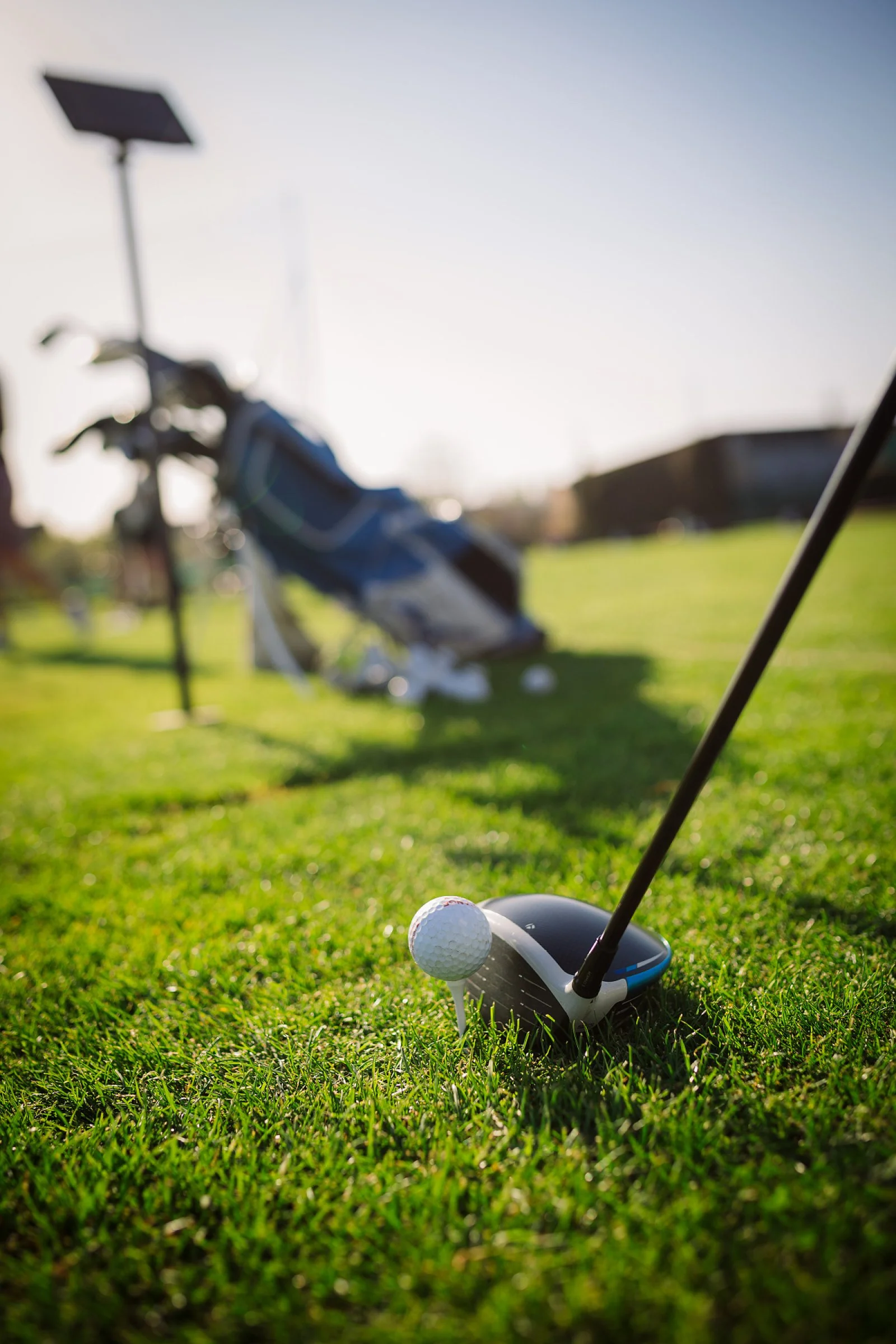 Celodenní vstupné do golfového areálu Kšírovka, vč. výuky s trenérem: pro 1 či 2 osoby