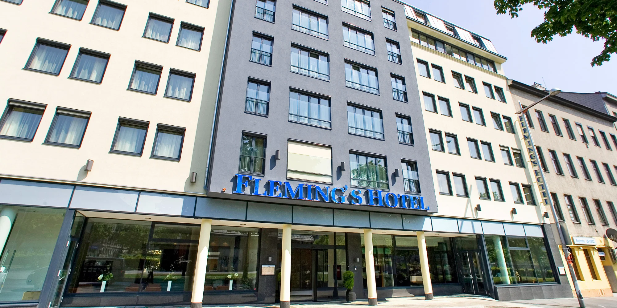 4* hotel kousek od centra Vídně se snídaní a saunou