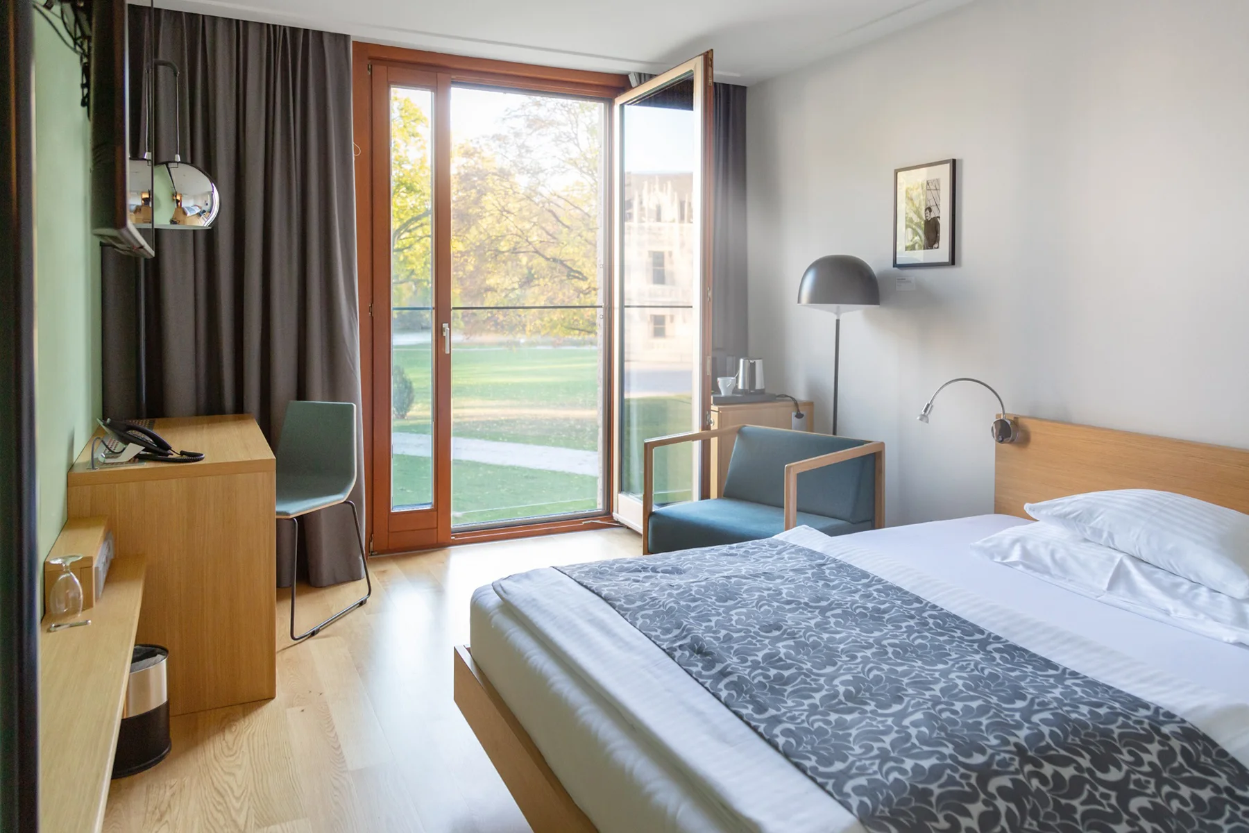 Gutensteinské Alpy: 4* zámecký hotel se snídaní či polopenzí a wellness o rozloze 400 m²