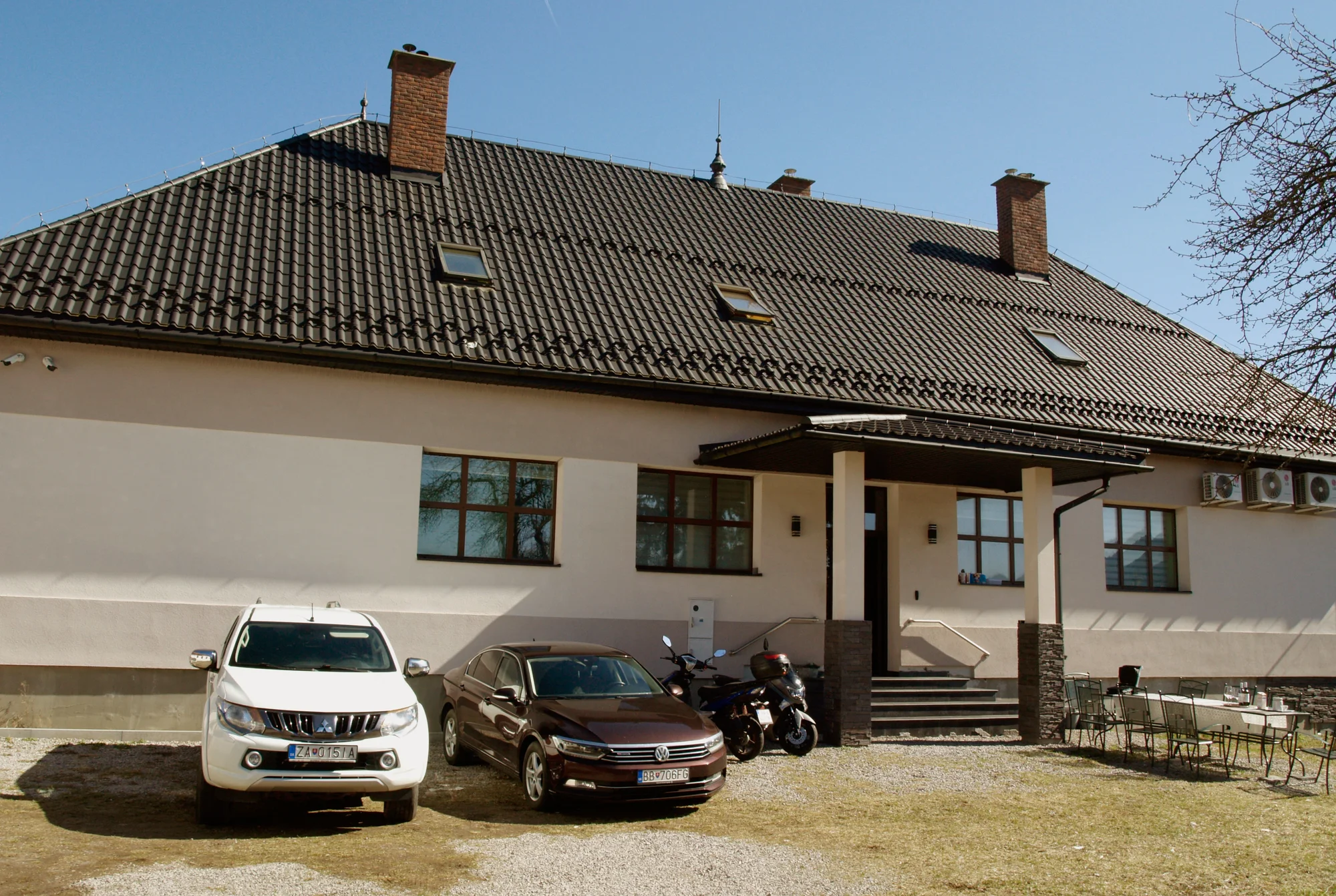 Prostorný apartmán pod Nízkými Tatrami až pro 6 osob: kuchyně, sauna, zahrada