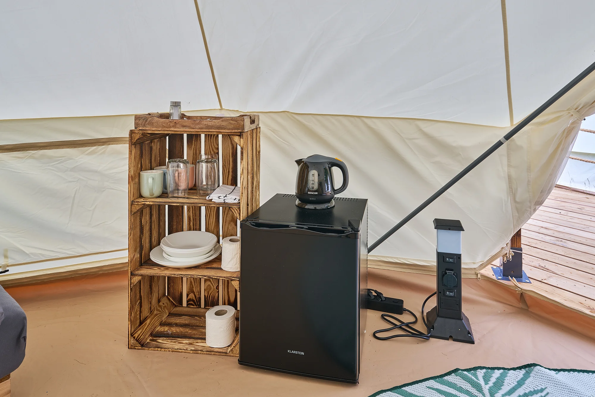 Glamping na Slapech: luxusní stany pro dva i celou rodinu, krásná lokalita přímo u přehrady