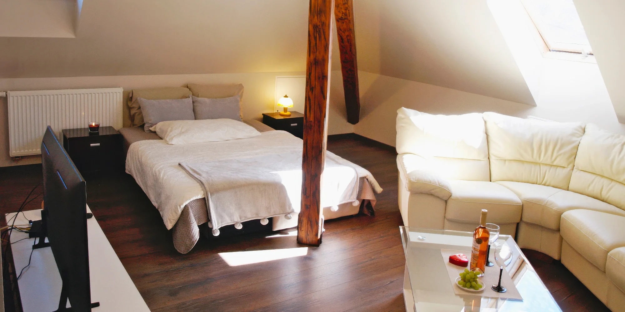 Prostorný apartmán pod Nízkými Tatrami až pro 6 osob: kuchyně, sauna, zahrada