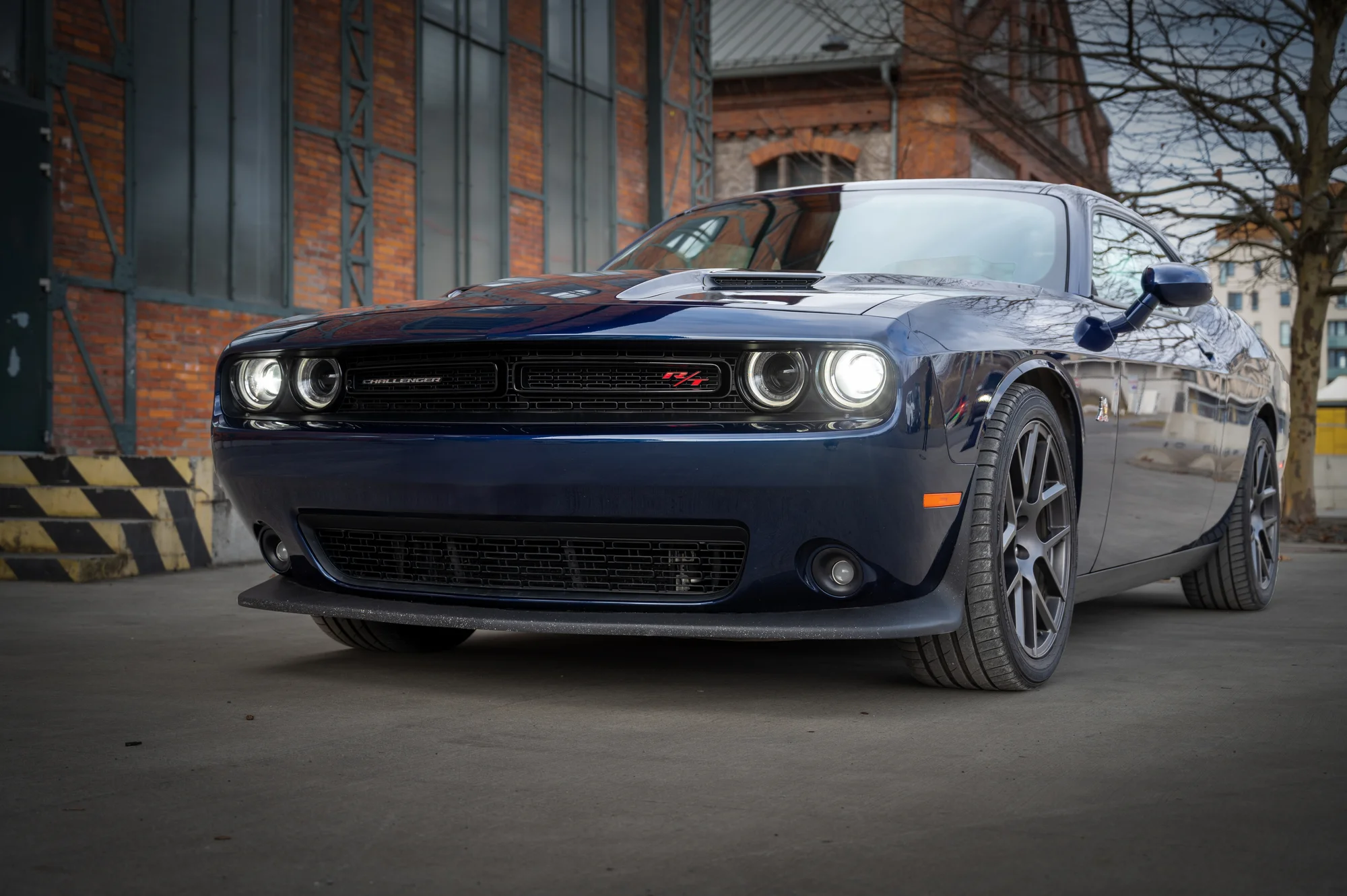 Zážitek v americkém Dodge Challenger 6,4 l Scat Pack: spolujízda i řízení