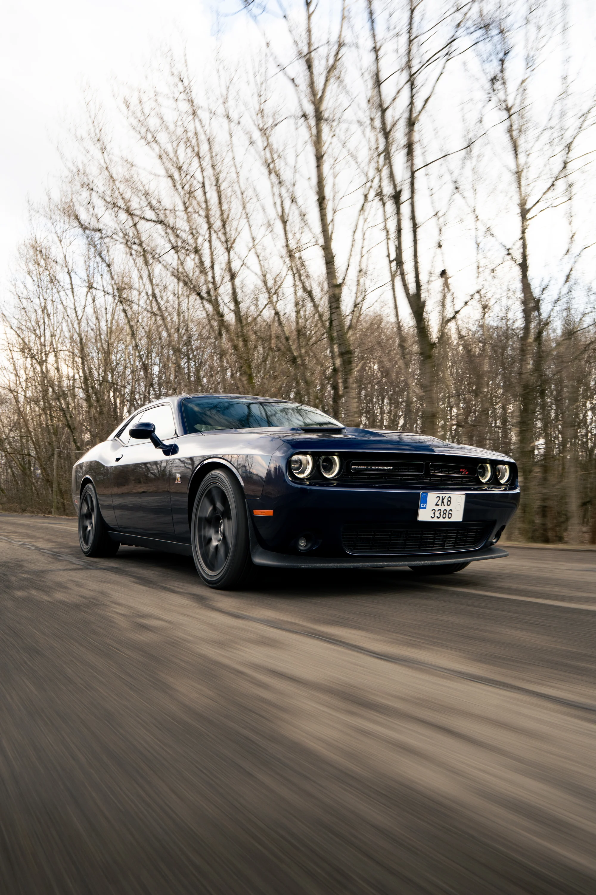 Zážitek v americkém Dodge Challenger 6,4 l Scat Pack: spolujízda i řízení