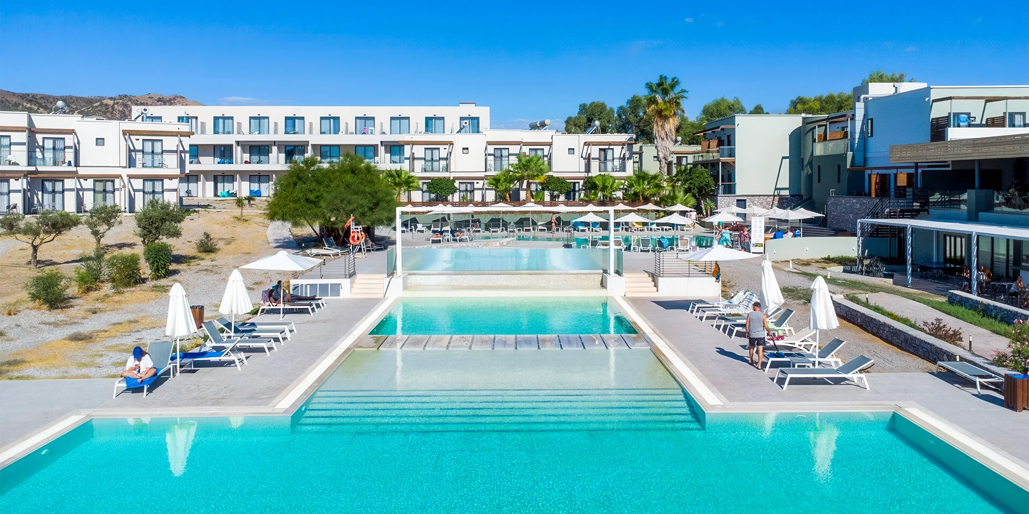 Rhodos letecky: 4* hotel, all inclusive, 30 m od pláže