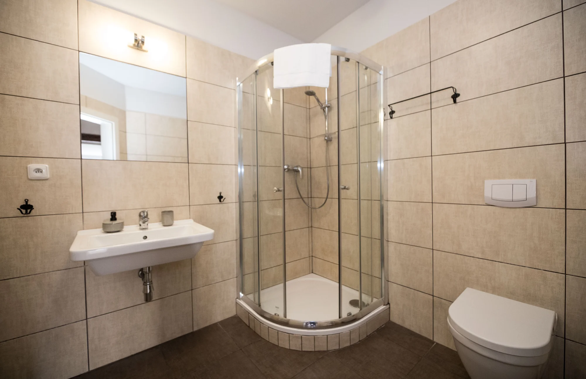 Ubytování jen pár kroků od krumlovského zámku: na výběr apartmán i pokoj s terasou