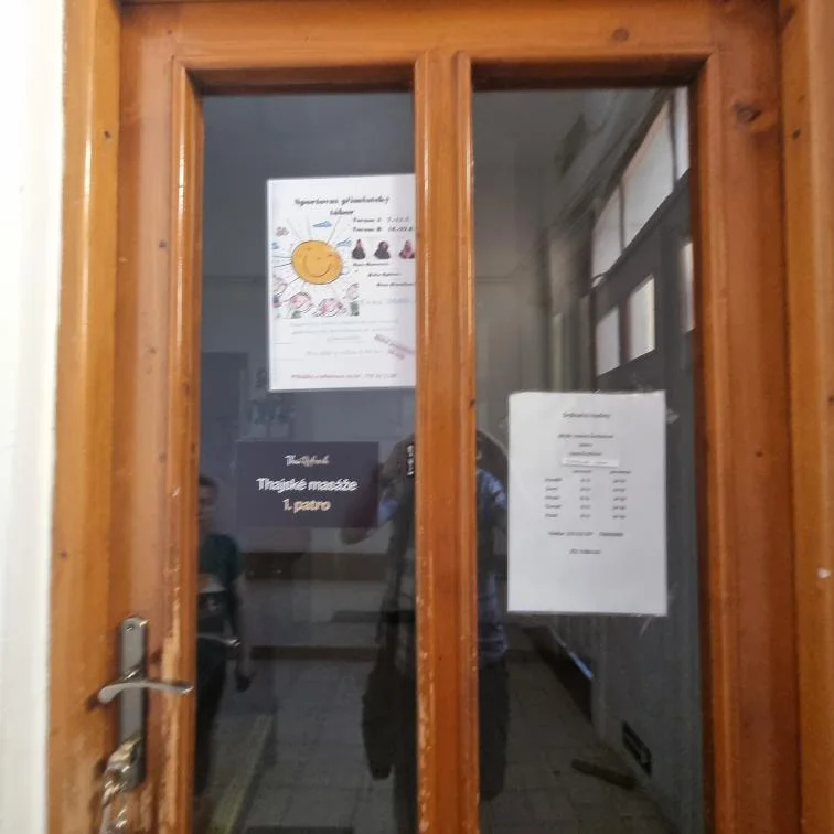 Různé druhy thajských masáží od 30 do 90 minut relaxace