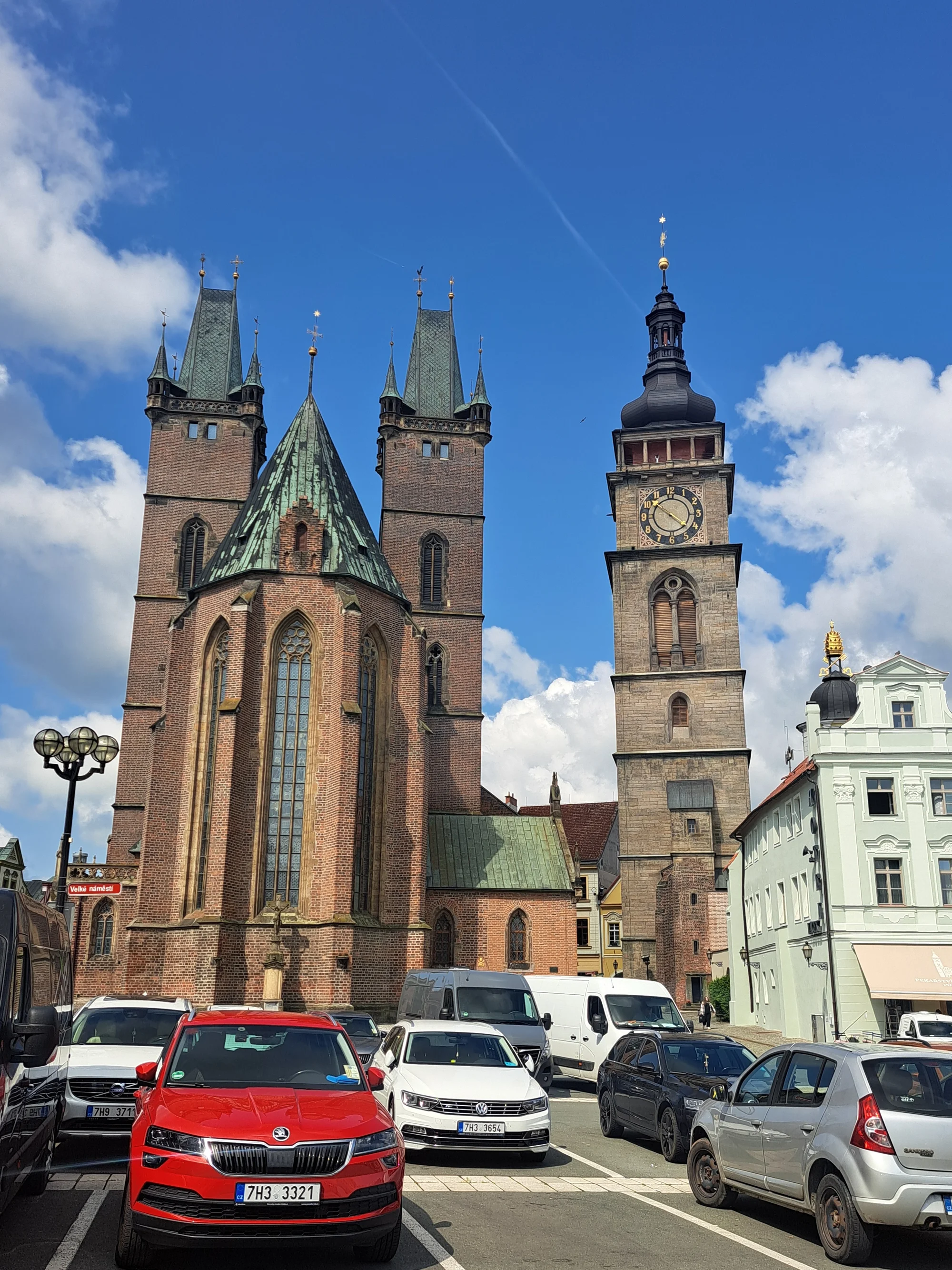 Romantika nebo jízda s přáteli v Hradci: degustace prosecca, vstupy na Bílou věž a další