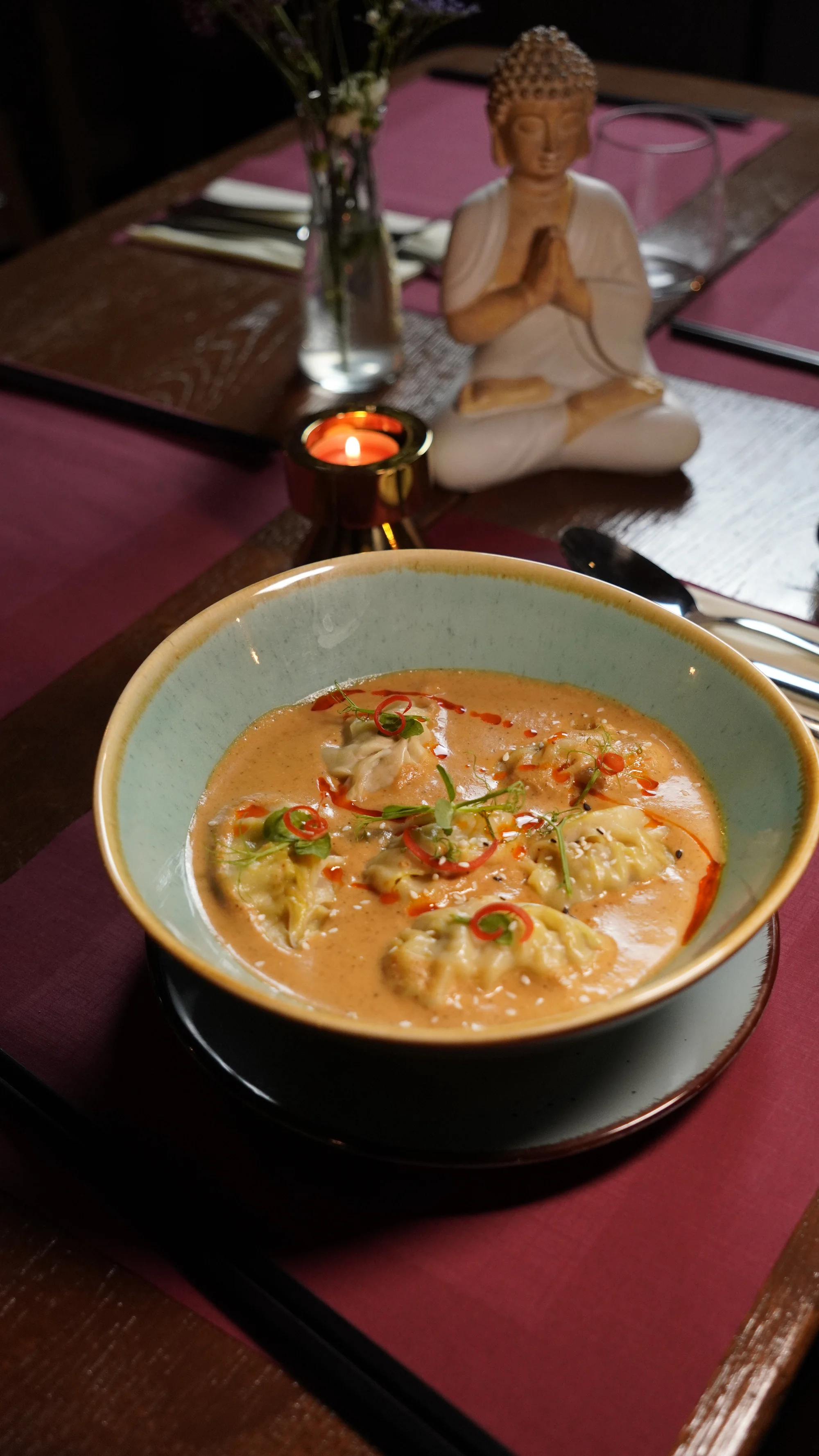 Otevřené vouchery do restaurace s nepálským, thajským a čínským menu: 500-1500 Kč