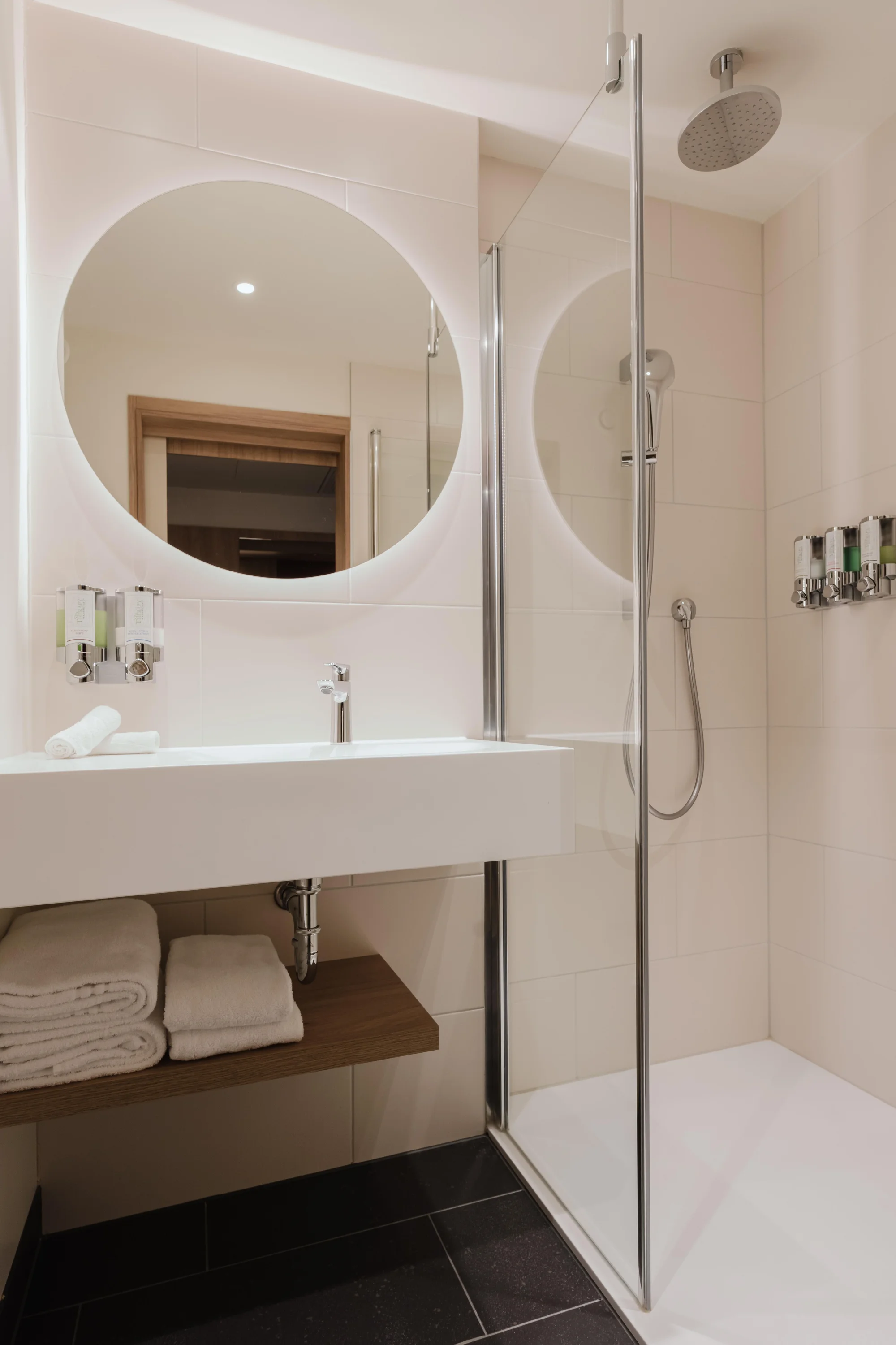 Pobyt ve Vídni: moderní hotel v srdci metropole se snídaní a fitness