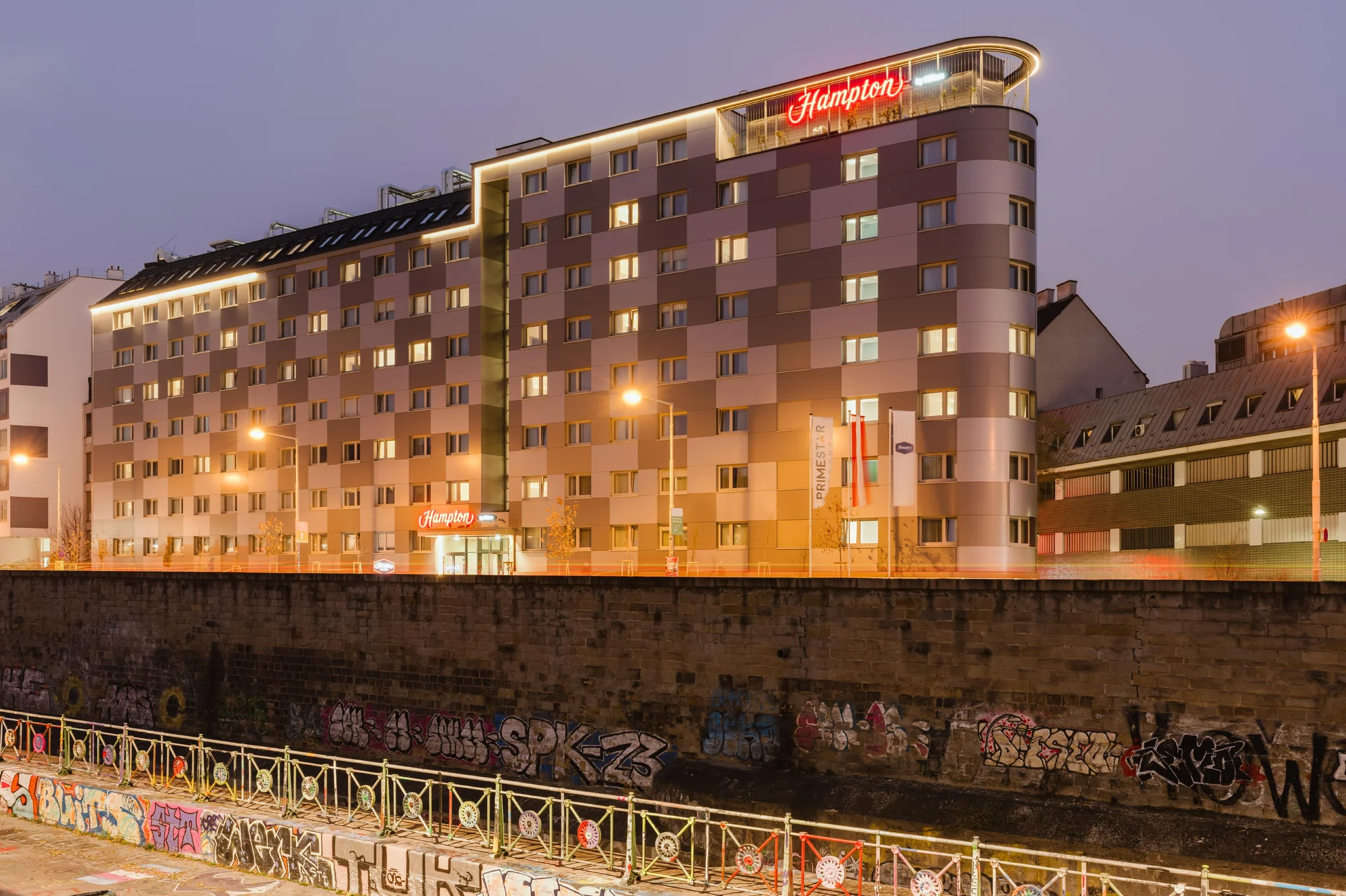 Pobyt ve Vídni: moderní hotel v srdci metropole se snídaní a fitness