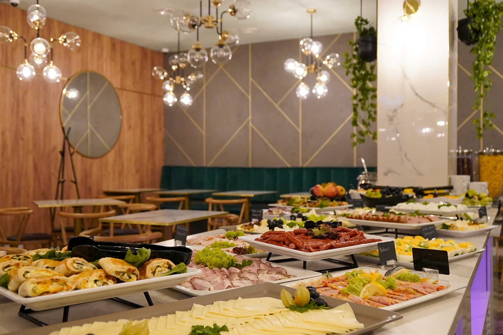 Perfektní dovolená ve Svinoústí: aparthotel se snídaní a wellness, 150 metrů od pláže