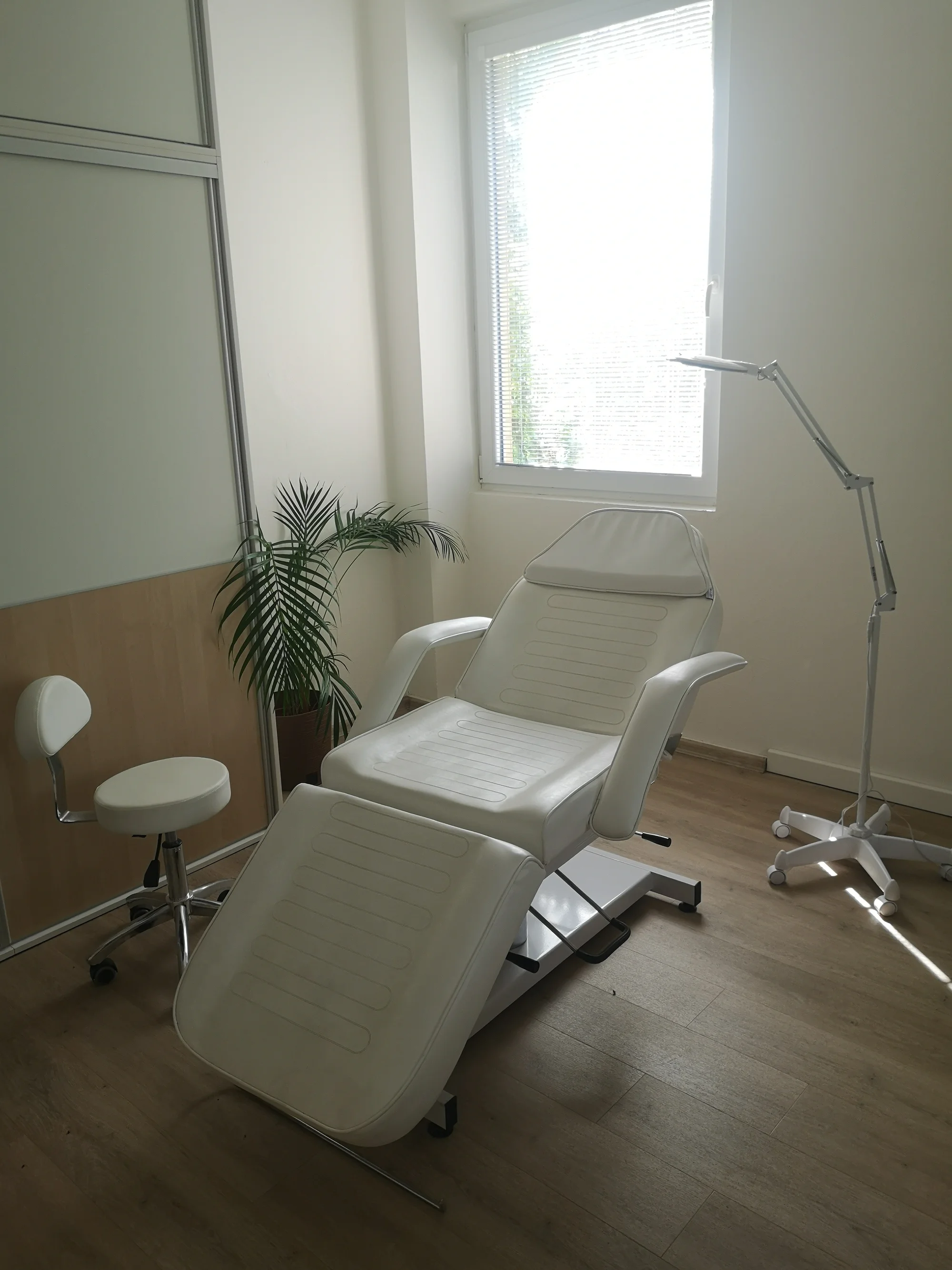 Estetické ošetření dle výběru: kmenové buňky, biorevitalizace i výplň. kys. hyaluronovou