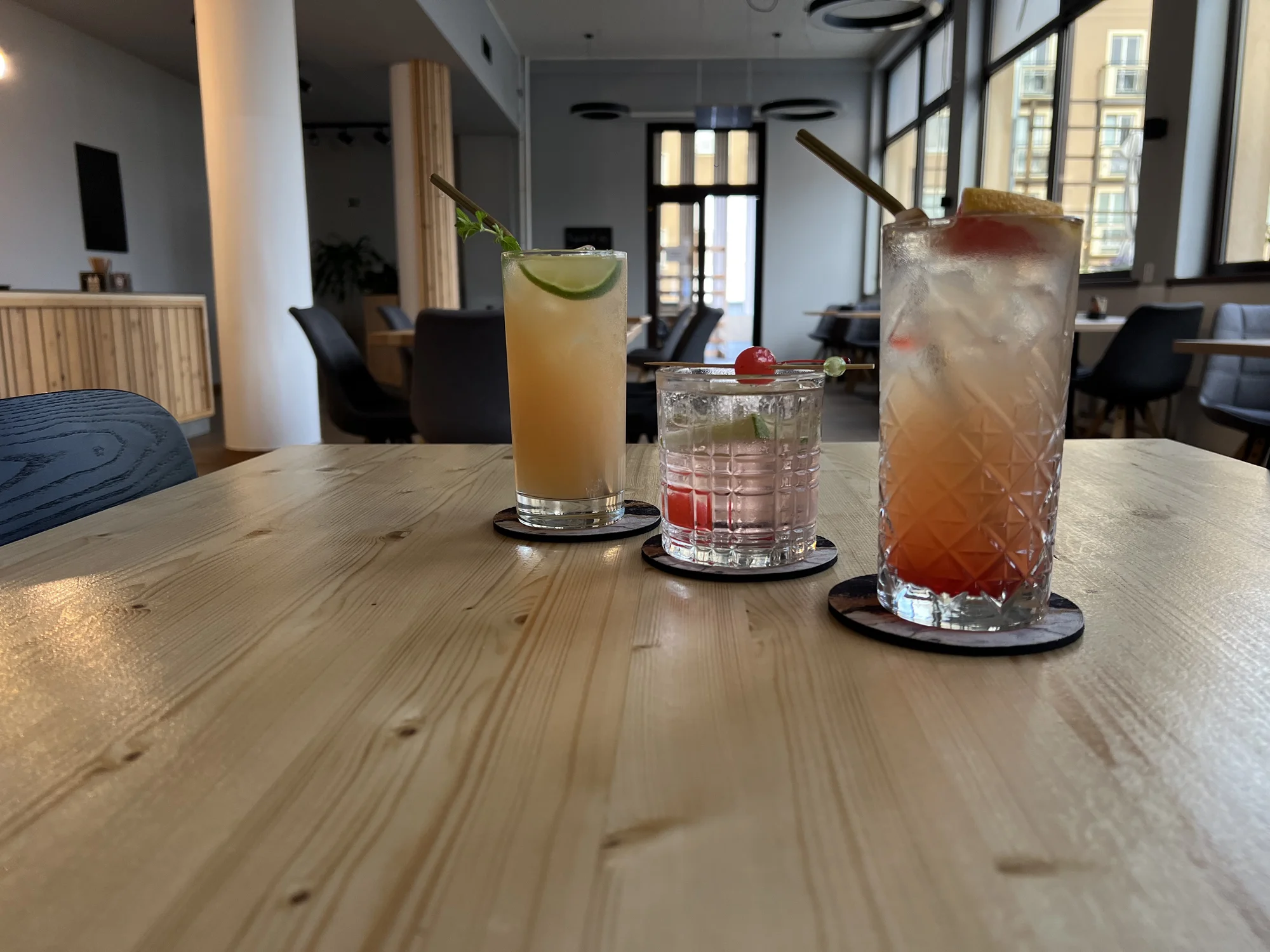 Tapas s drinky podle výběru ze 3 druhů pro 2 osoby
