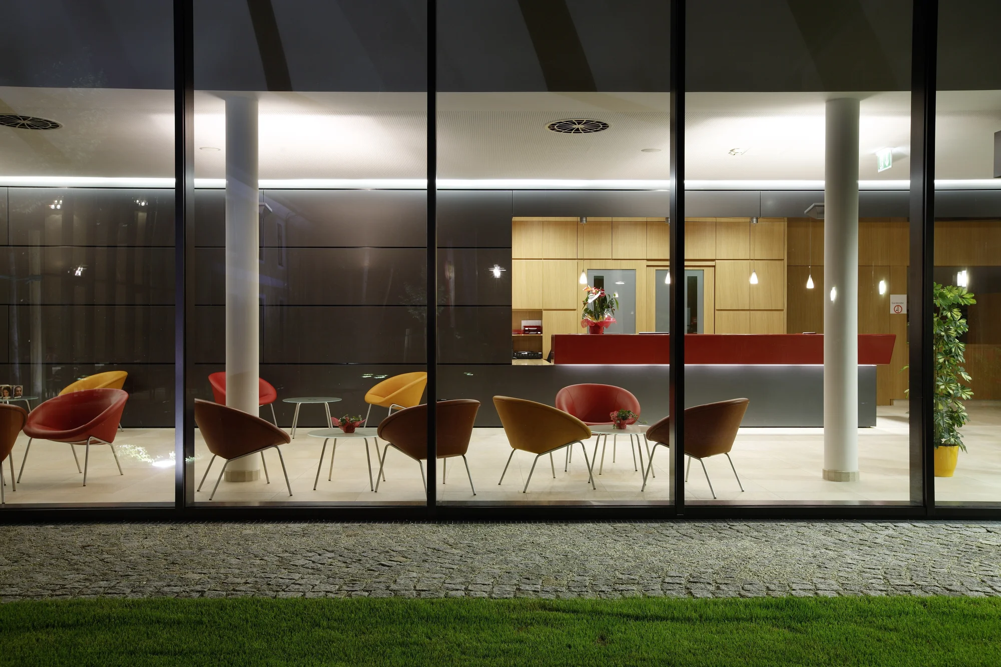 Horní Rakousko: 4* hotel ve městě Wesenufer s polopenzí plus, saunou i fitness, vč. karty slev