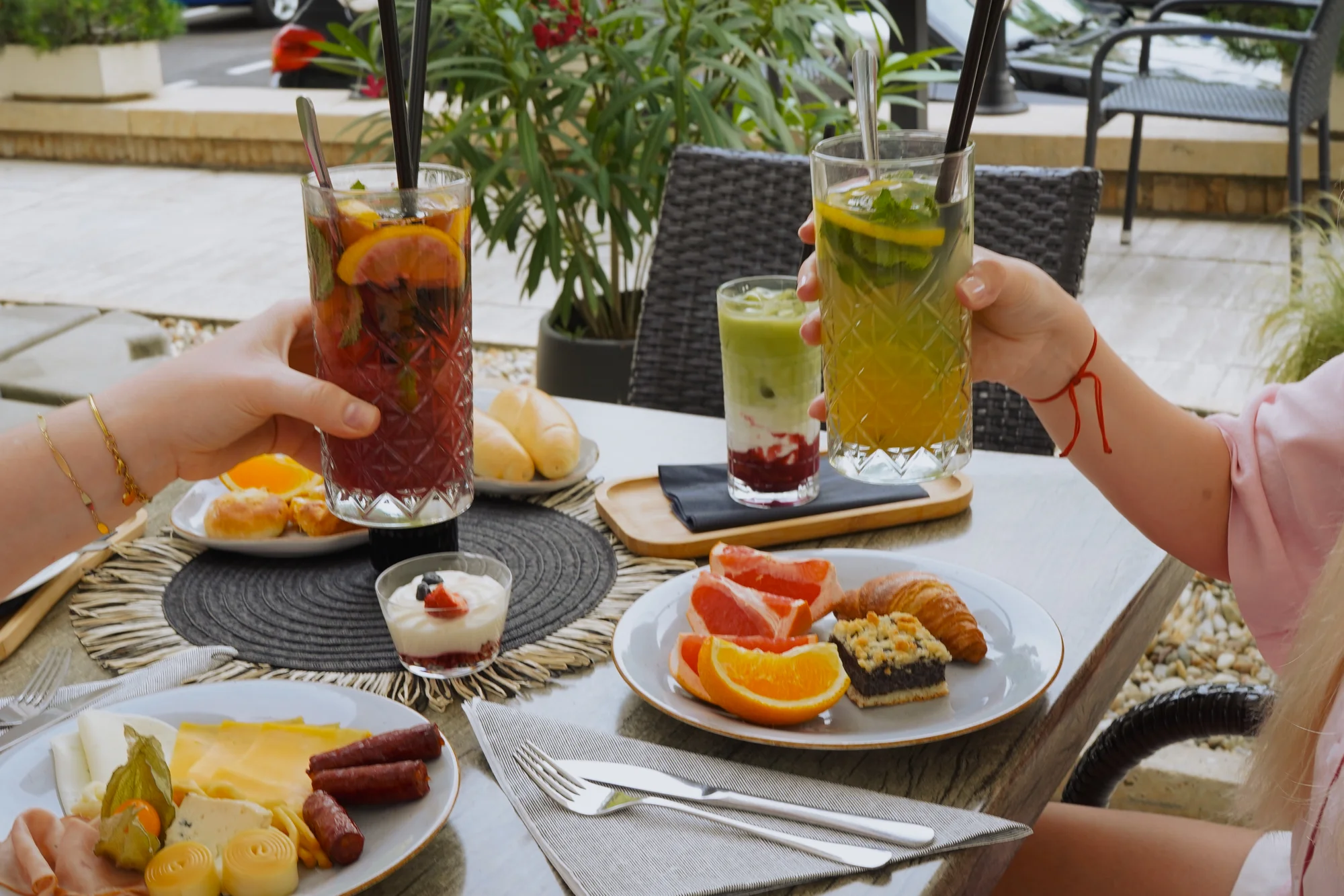 Relaxační pobyt na nábřeží v Piešťanech: polopenze, bazén, wellness i masáž