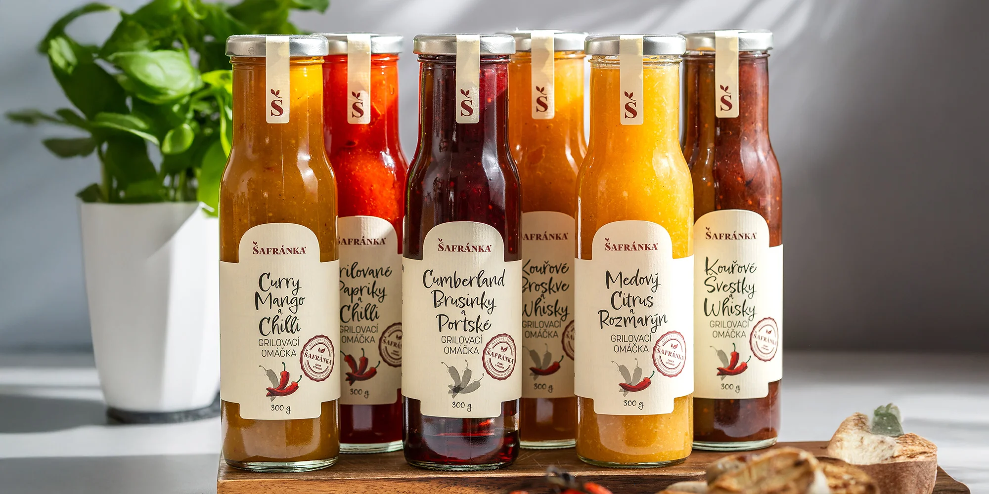 České grilovací omáčky: medový citrus i mango s chilli