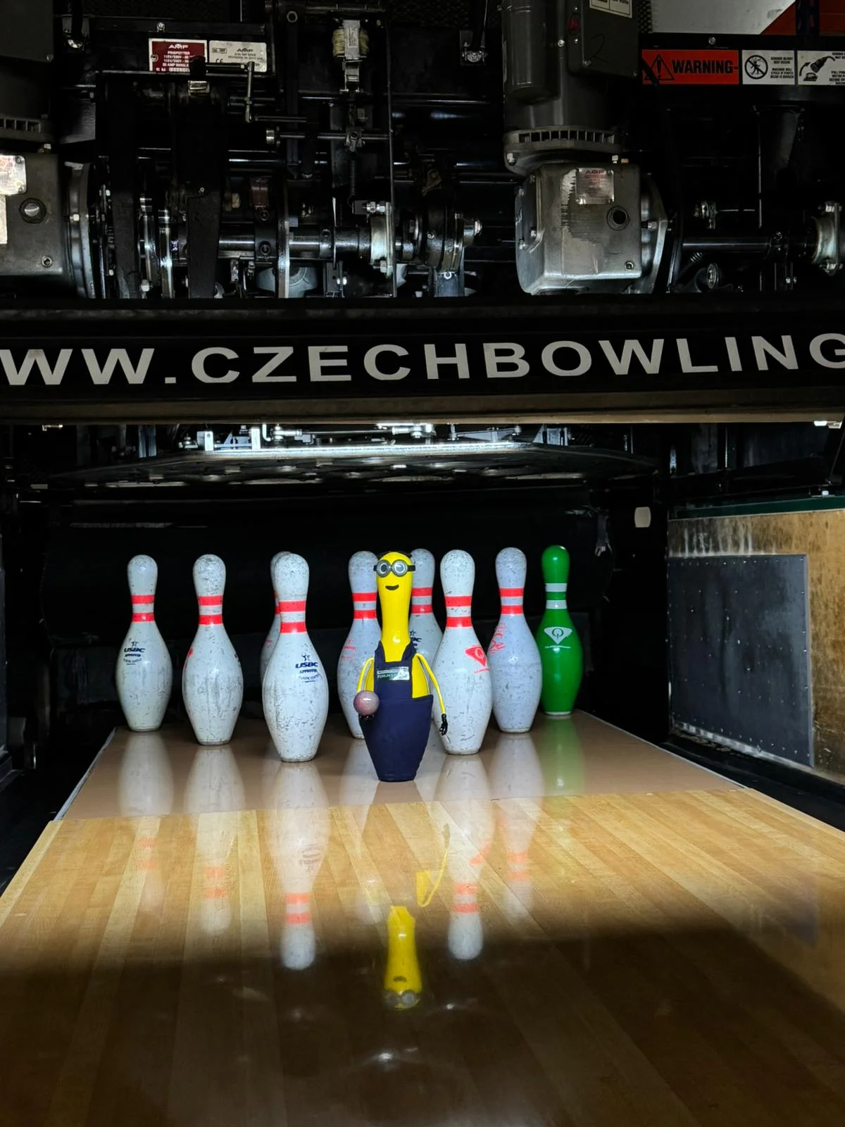 Hodina bowlingu i s občerstvením a limonádou nebo 2 hodiny za cenu 1