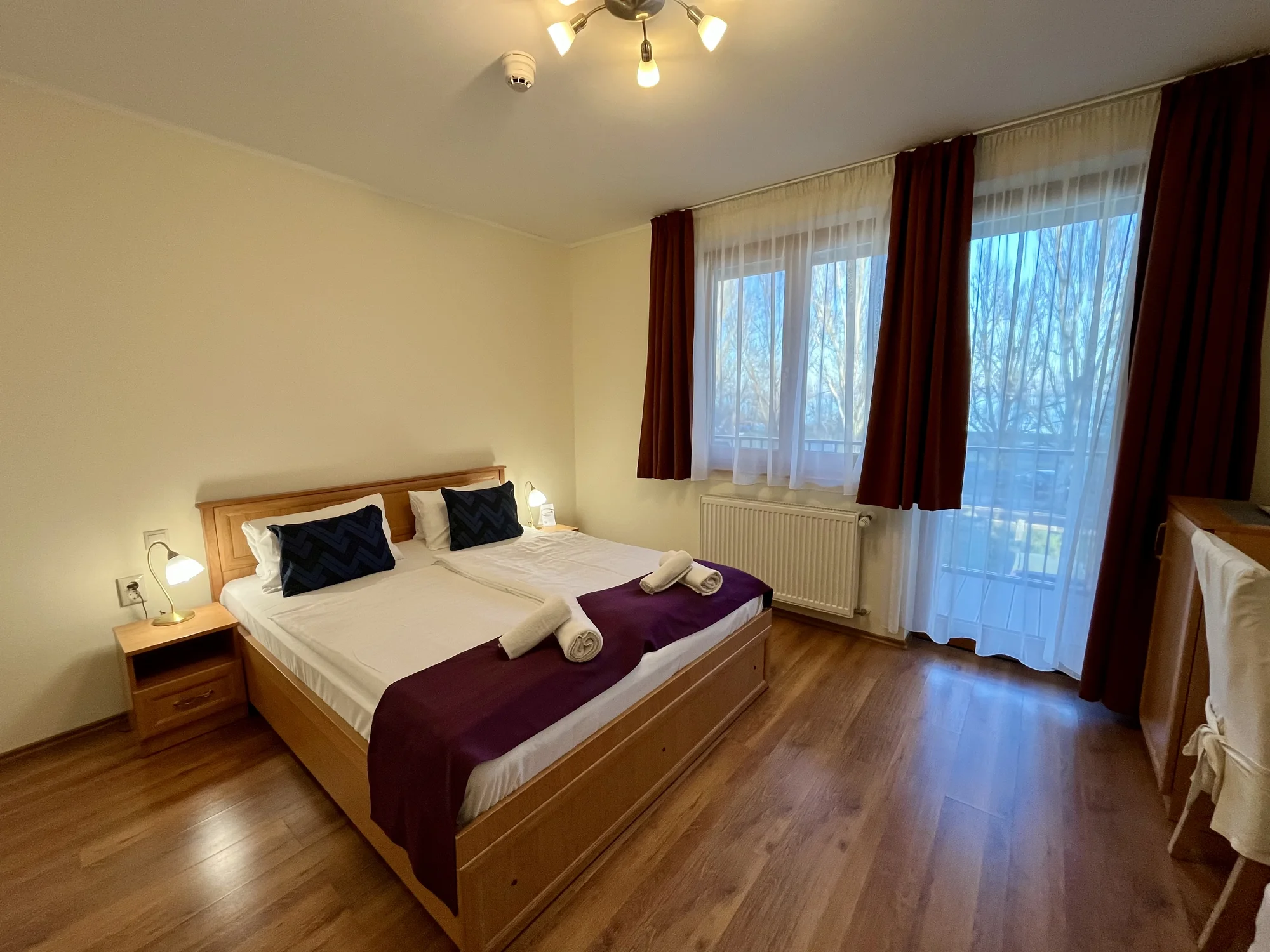 Relax u Balatonu: hotel, wellness, snídaně a výlety po vinařské oblasti